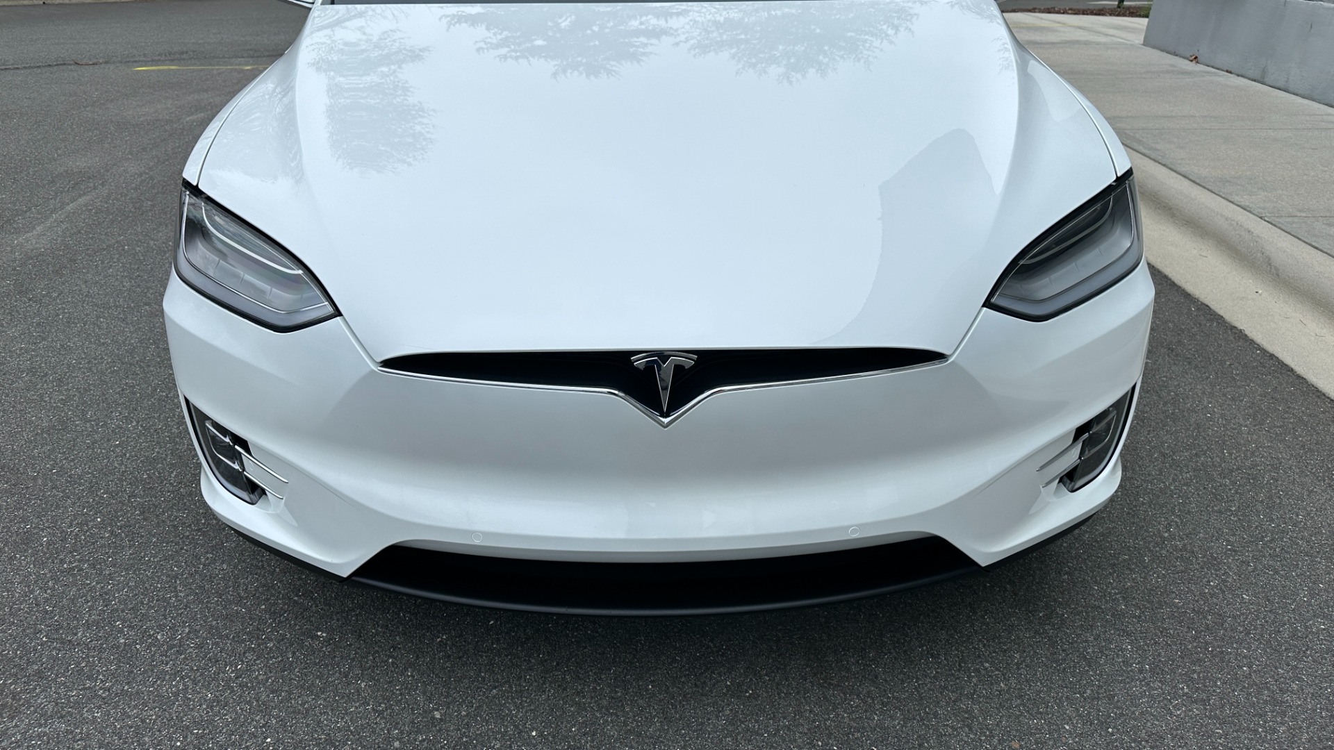 Used 2020 Tesla Model X LONG RANGE / AUTOPILOT / AWD / 3 ROW / PREMIUM CONNECTIVITY for sale Sold at Formula Imports in Charlotte NC 28227 9
