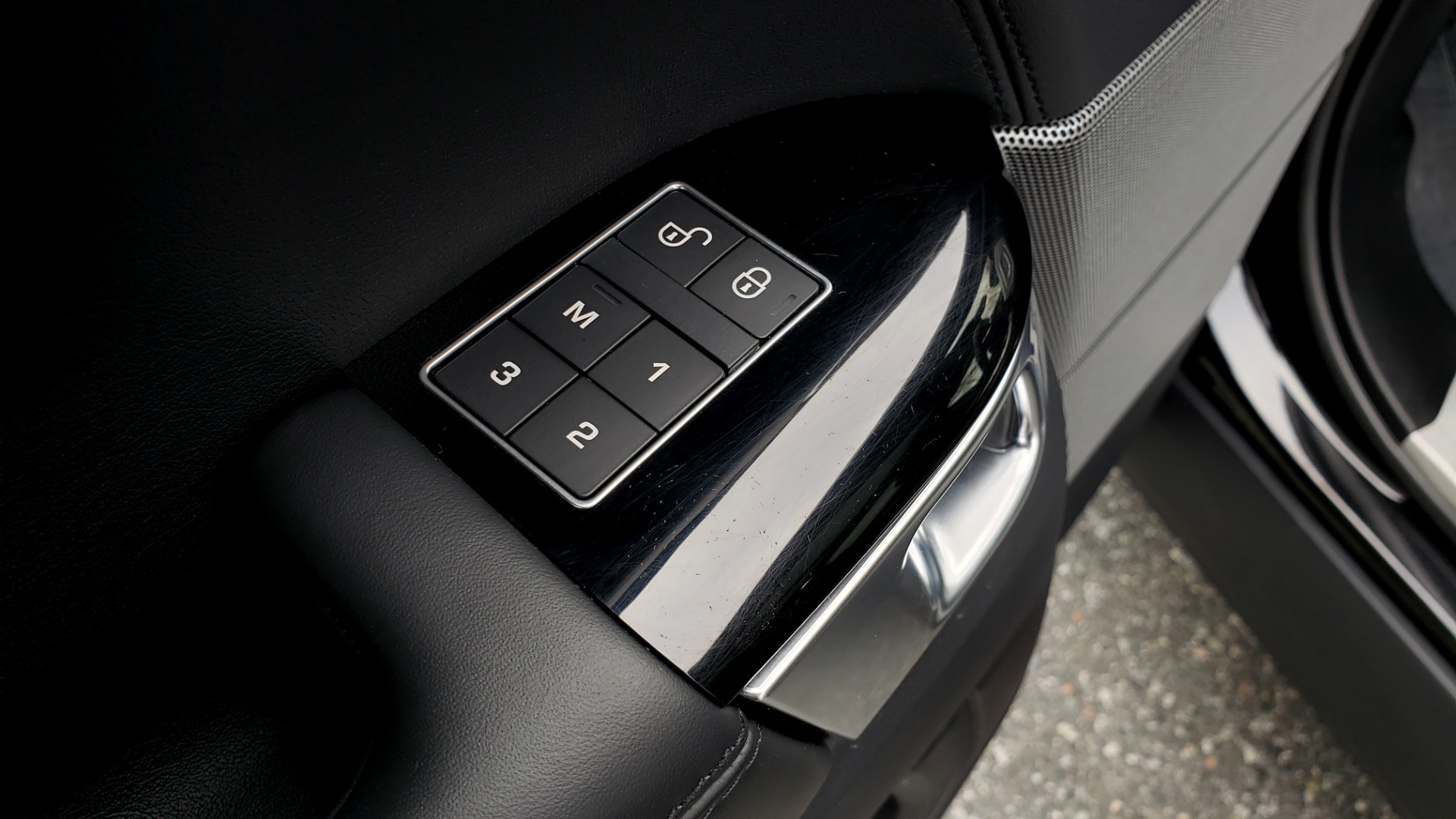 Used 2016 Land Rover RANGE ROVER SPORT SC V6 HSE / NAV / SUNROOF / REARVIEW / MERIDIAN for sale Sold at Formula Imports in Charlotte NC 28227 35