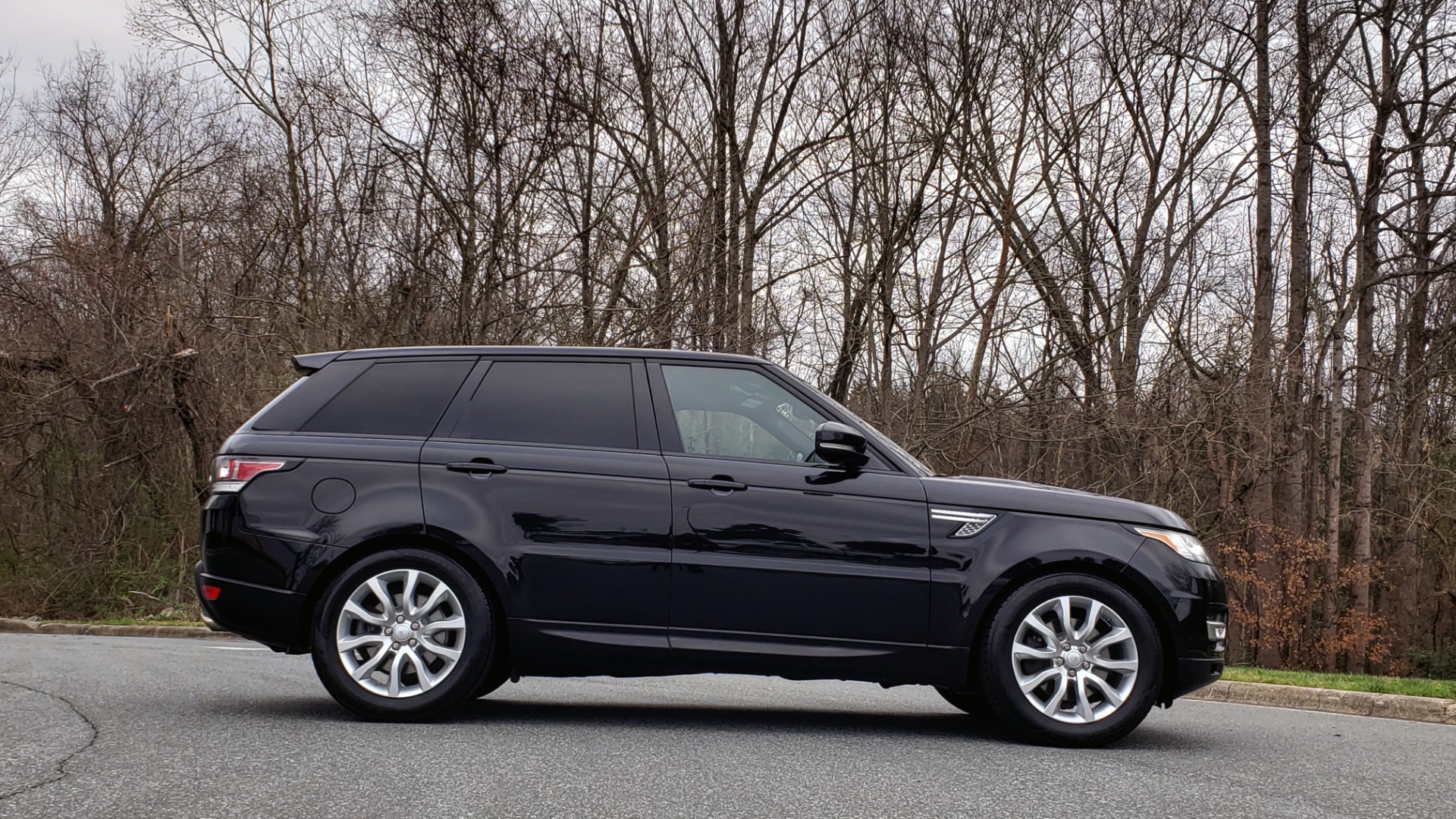 Used 2016 Land Rover RANGE ROVER SPORT SC V6 HSE / NAV / SUNROOF / REARVIEW / MERIDIAN for sale Sold at Formula Imports in Charlotte NC 28227 6