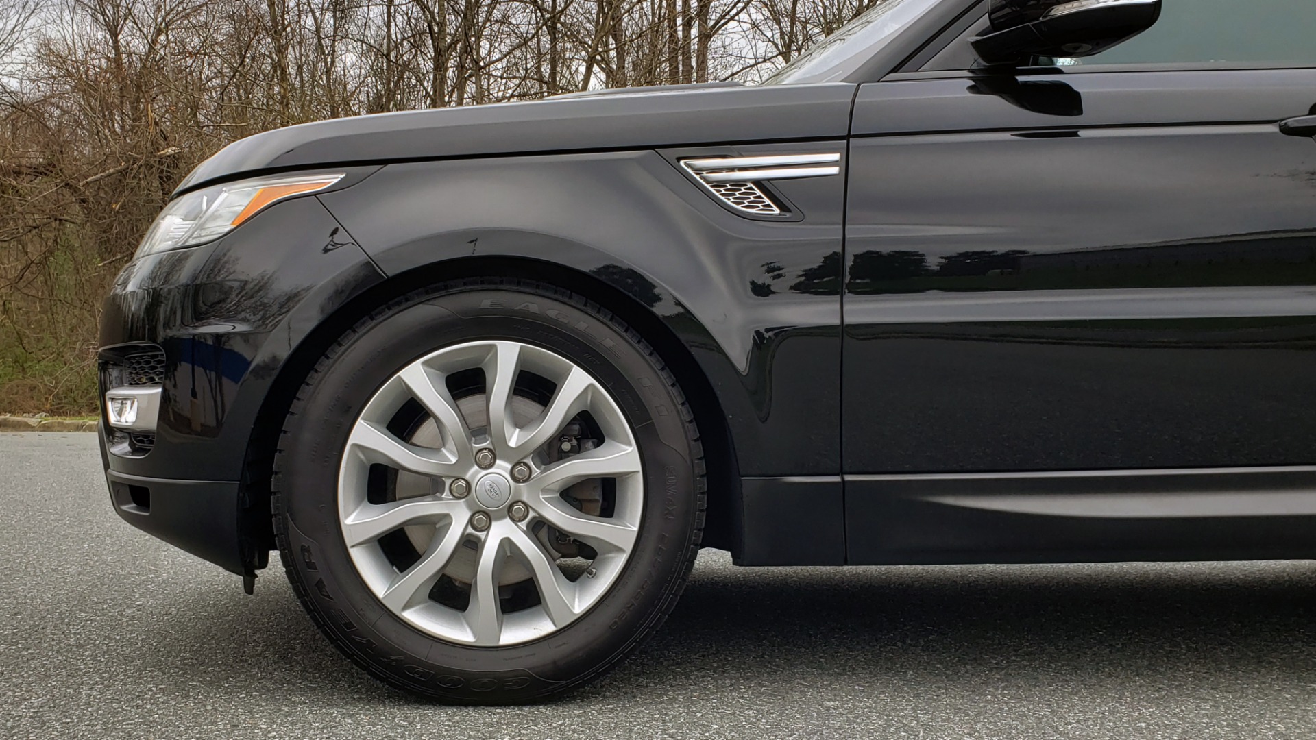 Used 2016 Land Rover RANGE ROVER SPORT SC V6 HSE / NAV / SUNROOF / REARVIEW / MERIDIAN for sale Sold at Formula Imports in Charlotte NC 28227 82