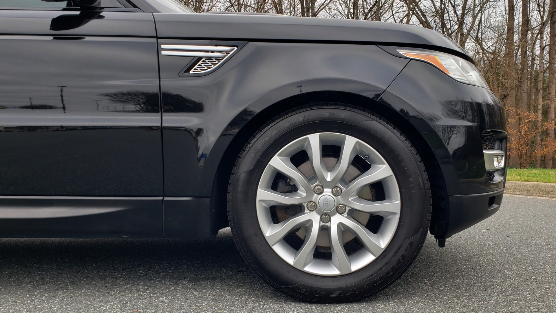 Used 2016 Land Rover RANGE ROVER SPORT SC V6 HSE / NAV / SUNROOF / REARVIEW / MERIDIAN for sale Sold at Formula Imports in Charlotte NC 28227 85