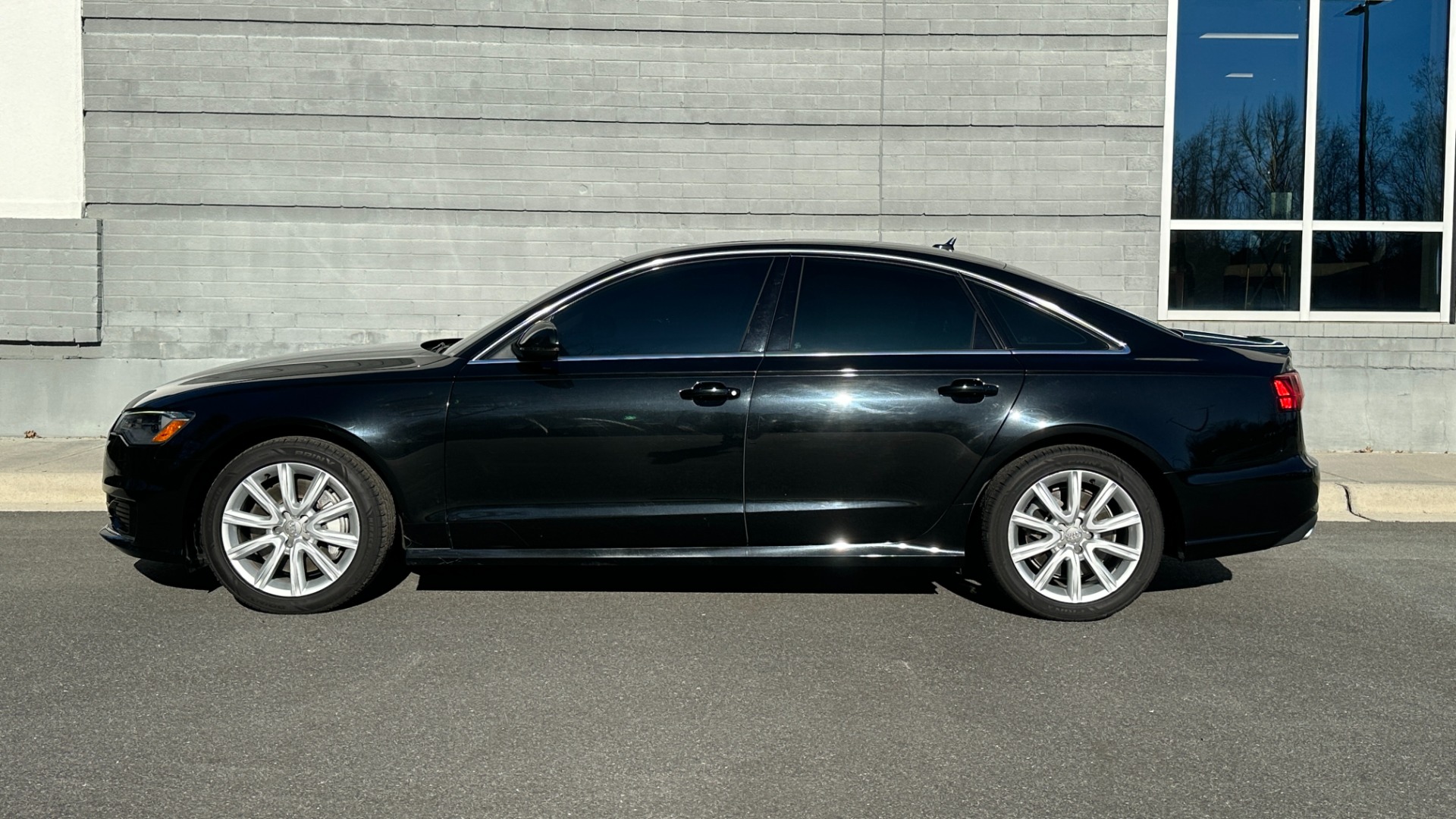 Used 2016 Audi A6 2.0T PREMIUM / LEATHER / SUNROOF / HEATED SEATS / QUATTRO ALL WHEEL DRIVE for sale Sold at Formula Imports in Charlotte NC 28227 3