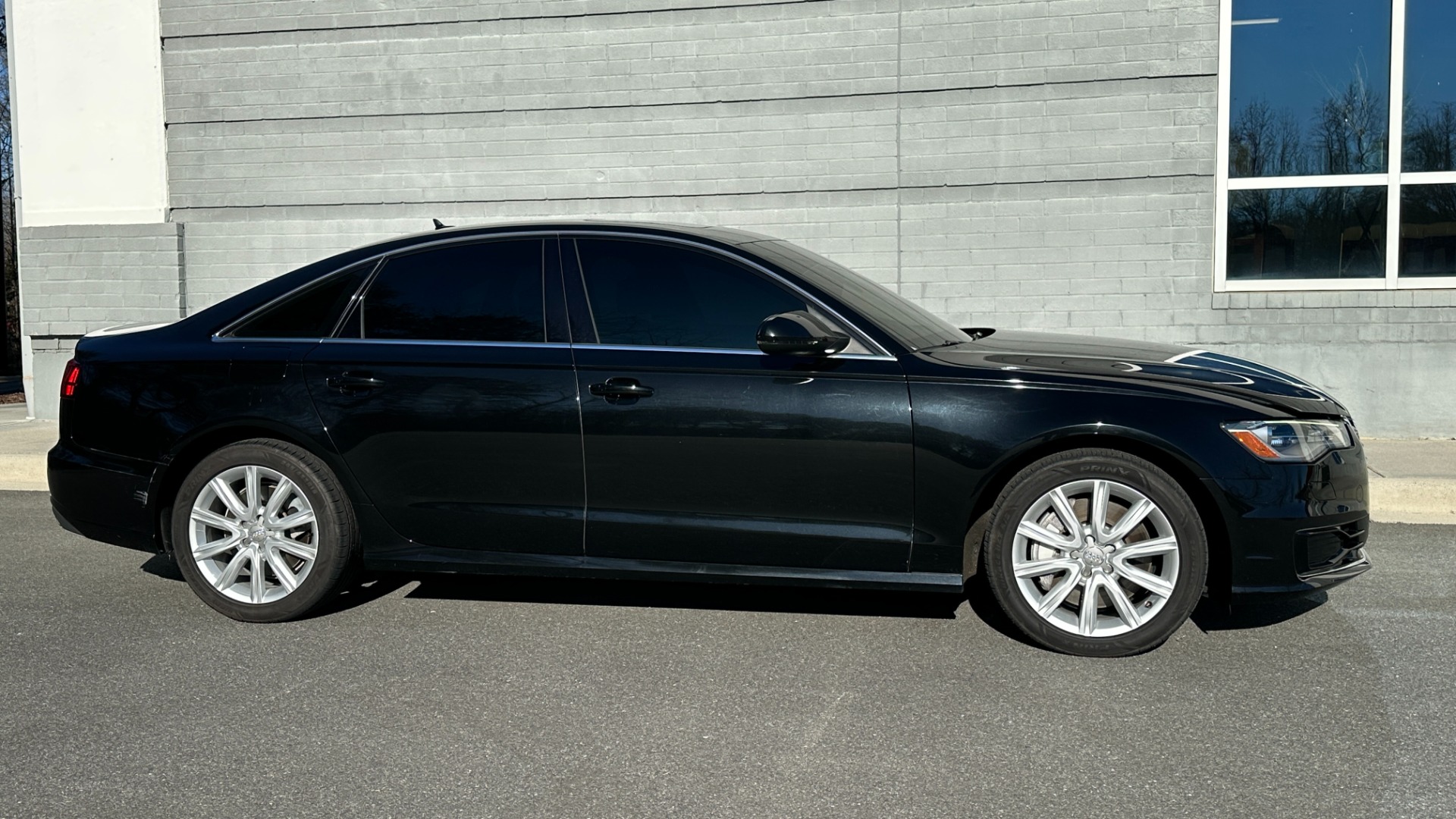 Used 2016 Audi A6 2.0T PREMIUM / LEATHER / SUNROOF / HEATED SEATS / QUATTRO ALL WHEEL DRIVE for sale Sold at Formula Imports in Charlotte NC 28227 6