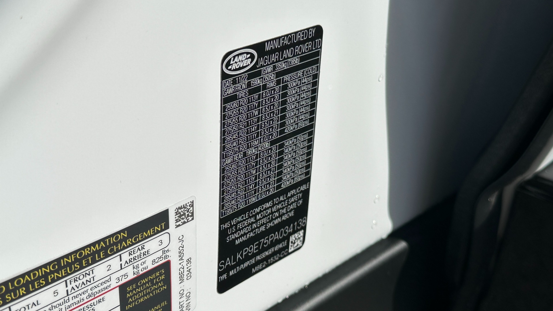 Used 2023 Land Rover Range Rover P530 SE / 20 WAY SEATING / WINDSOR LEATHER / TECH PKG / PREMIUM PKG / CLIMA for sale Sold at Formula Imports in Charlotte NC 28227 40
