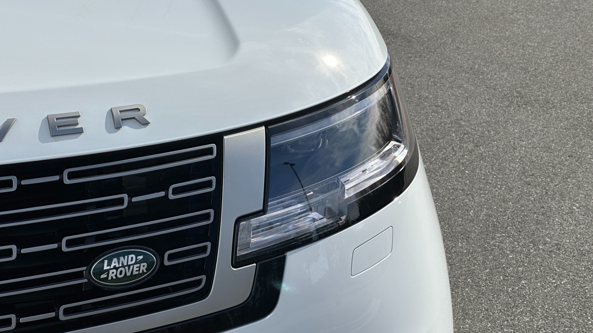 Used 2023 Land Rover Range Rover P530 SE / 20 WAY SEATING / WINDSOR LEATHER / TECH PKG / PREMIUM PKG / CLIMA for sale Sold at Formula Imports in Charlotte NC 28227 47