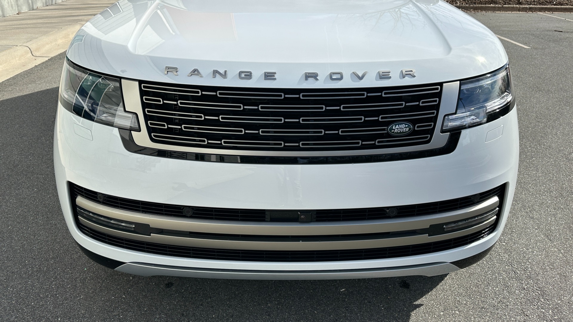 Used 2023 Land Rover Range Rover P530 SE / 20 WAY SEATING / WINDSOR LEATHER / TECH PKG / PREMIUM PKG / CLIMA for sale Sold at Formula Imports in Charlotte NC 28227 8