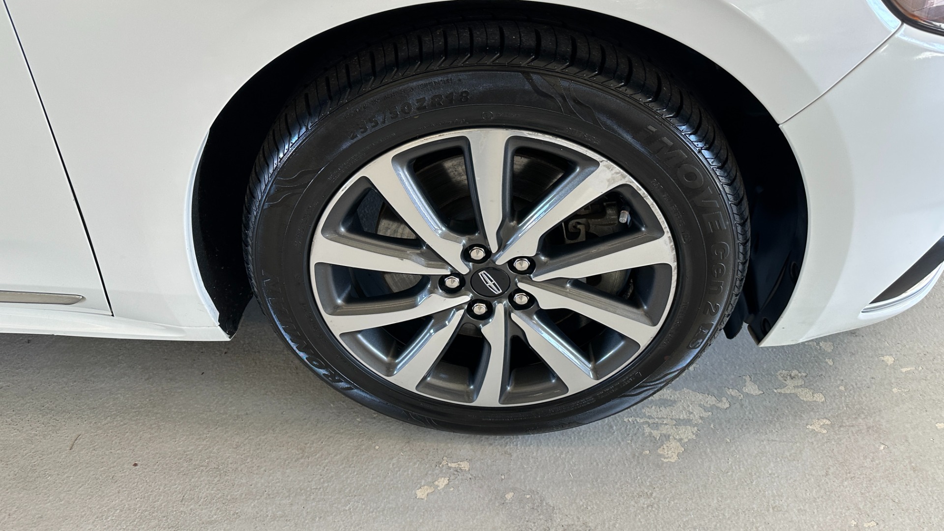 Used 2020 Lincoln Continental STANDARD / LEATHER / HEATED SEATS / BACKUP CAMERA / V6 ENGINE for sale $26,995 at Formula Imports in Charlotte NC 28227 46
