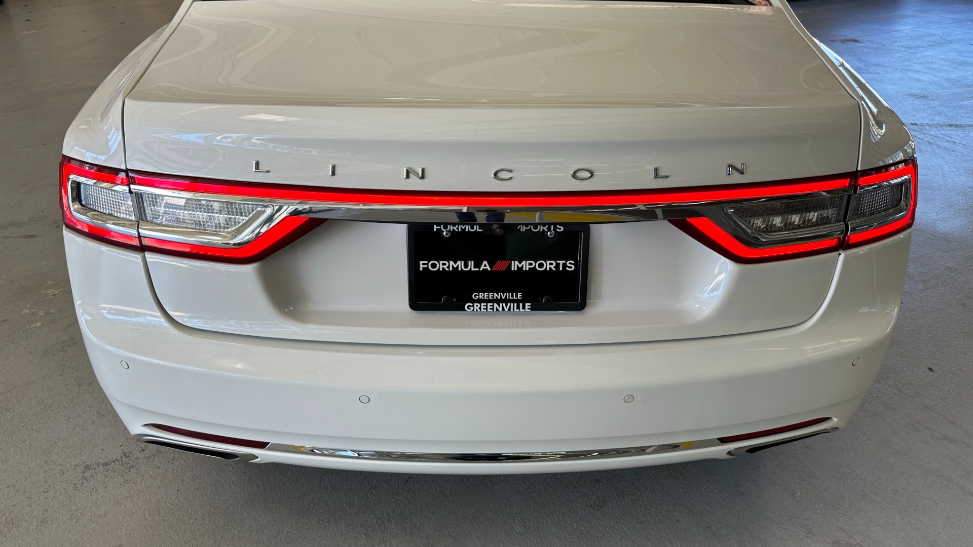 Used 2020 Lincoln Continental STANDARD / LEATHER / HEATED SEATS / BACKUP CAMERA / V6 ENGINE for sale $26,995 at Formula Imports in Charlotte NC 28227 7