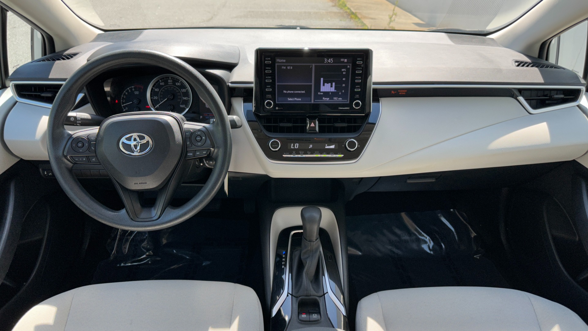 Used 2021 Toyota Corolla LE / CLOTH / STEEL WHEELS / ENTERTAINMENT DISPLAY / 4CYL for sale $21,595 at Formula Imports in Charlotte NC 28227 24