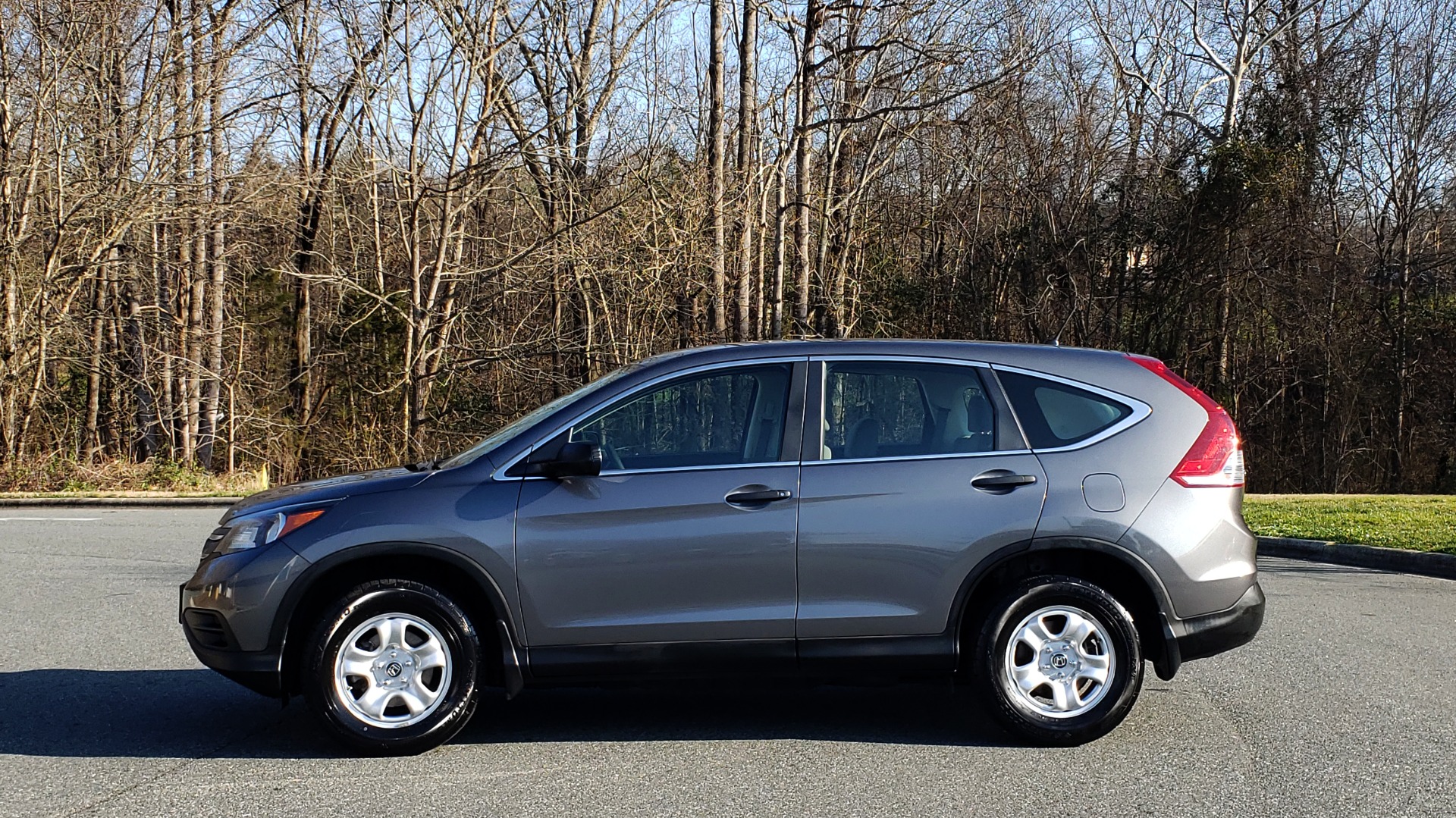 Used 2013 Honda CR-V LX 5-PASS SUV / PWR WNDWS / PWR LKS / VERY CLEAN! for sale Sold at Formula Imports in Charlotte NC 28227 2