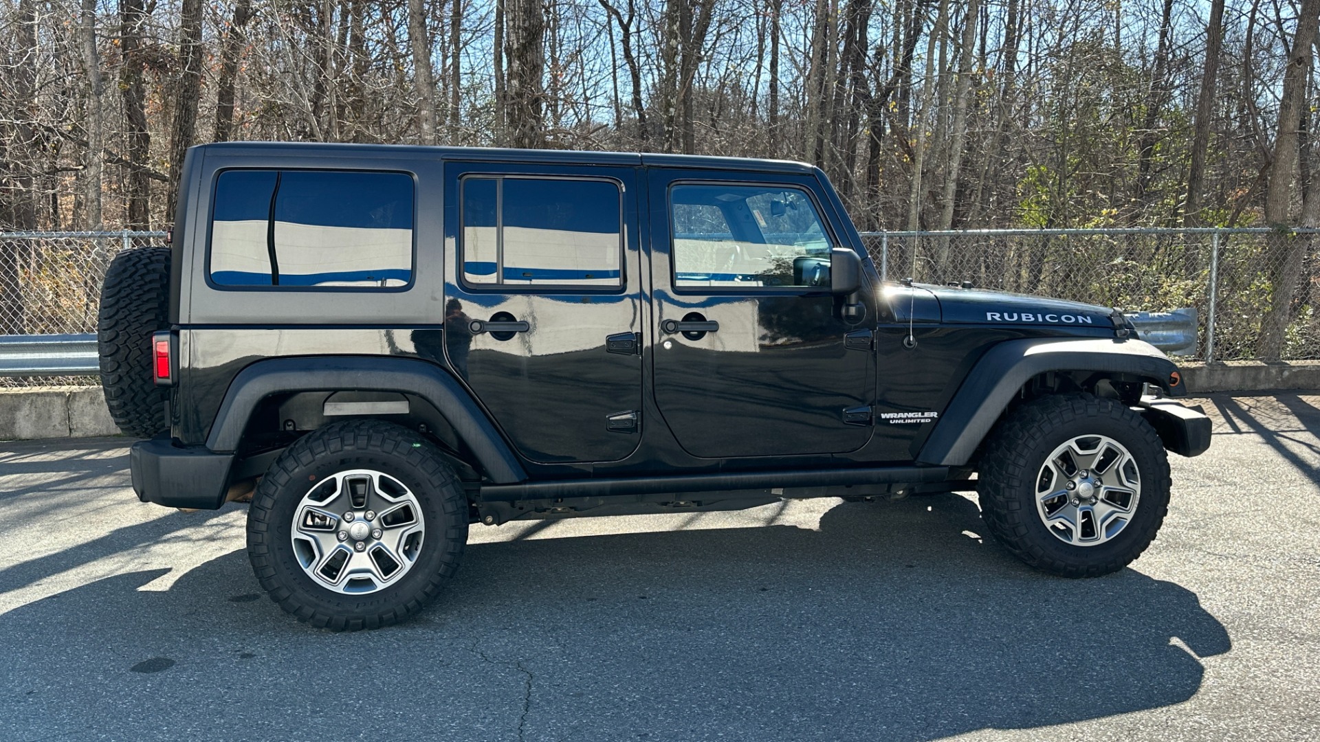 Used 2013 Jeep Wrangler Unlimited RUBICON / HARD TOP / SOFT TOP / CLOTH SEATS / OFFROAD TIRES / NAVIGATION for sale Sold at Formula Imports in Charlotte NC 28227 3