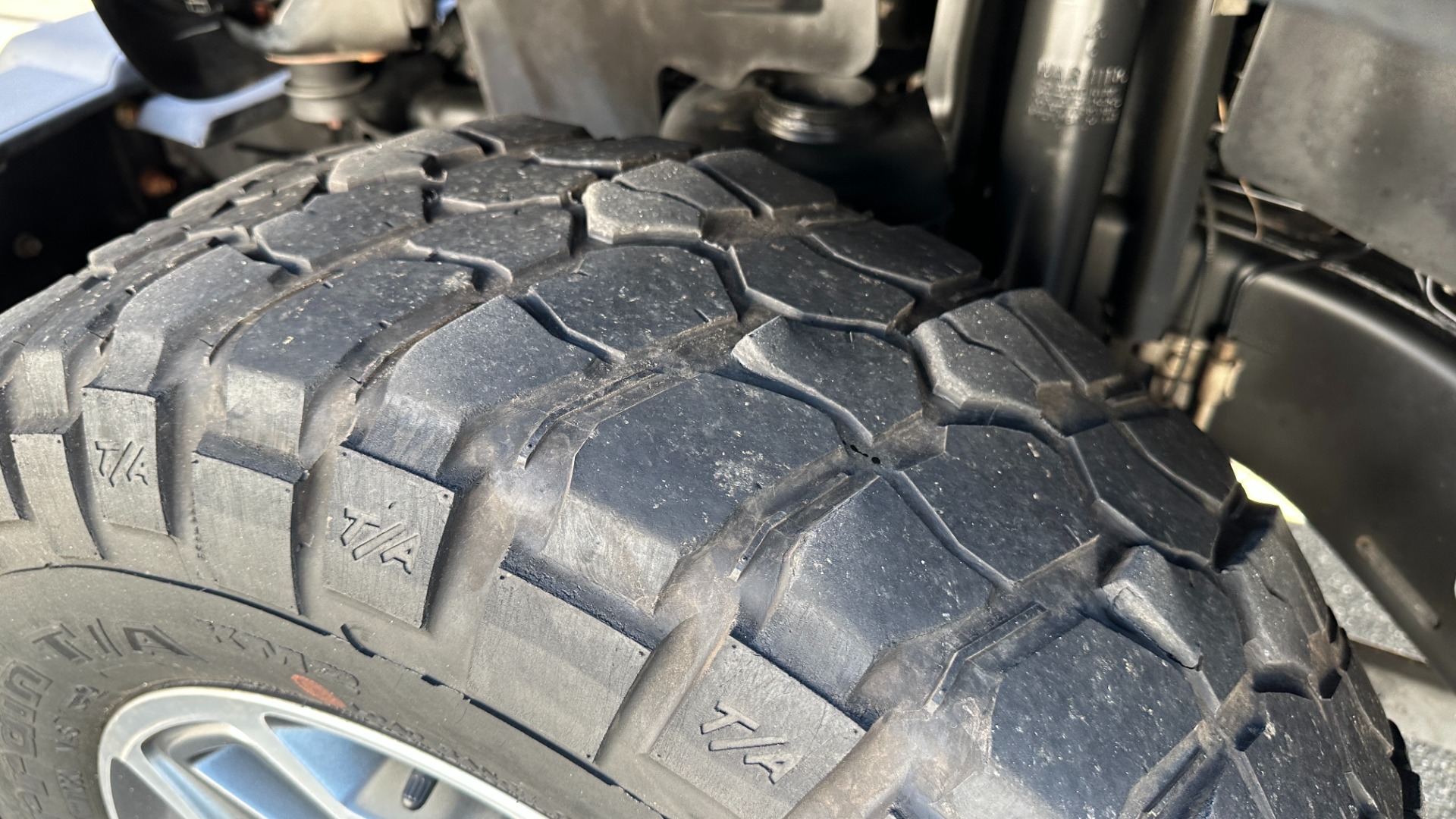 Used 2013 Jeep Wrangler Unlimited RUBICON / HARD TOP / SOFT TOP / CLOTH SEATS / OFFROAD TIRES / NAVIGATION for sale Sold at Formula Imports in Charlotte NC 28227 37