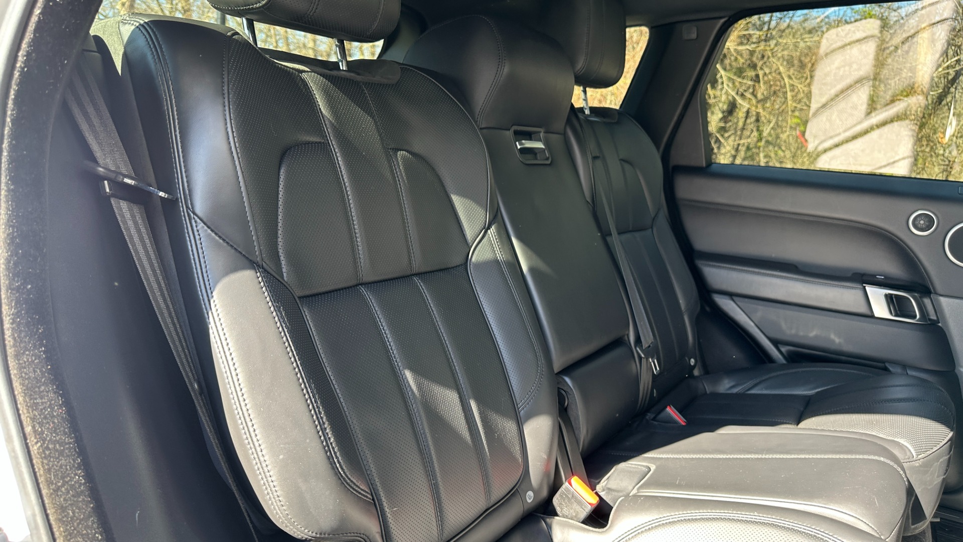 Used 2016 Land Rover Range Rover Sport V6 HSE / VISIBILITY PACKAGE / PANORAMIC ROOF / CLIMATE PACKAGE for sale Sold at Formula Imports in Charlotte NC 28227 28