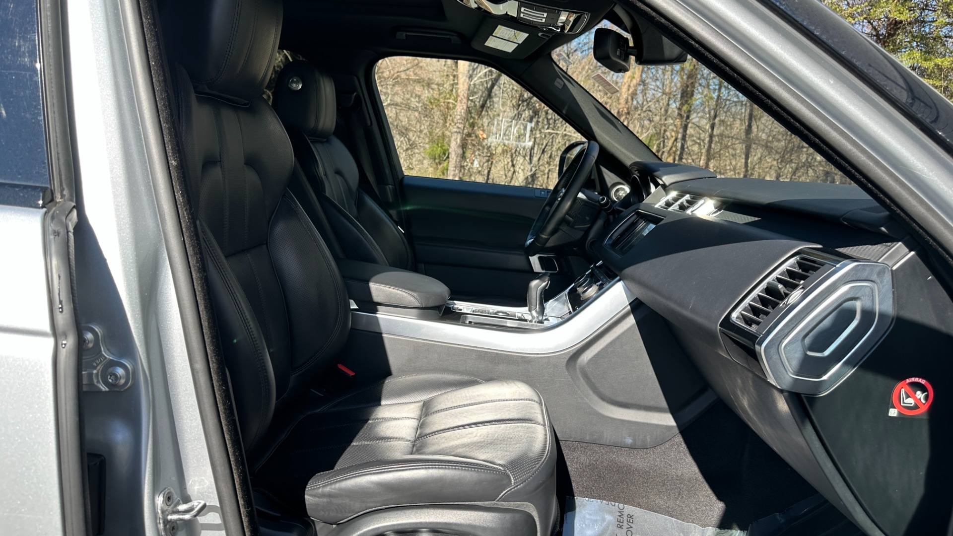 Used 2016 Land Rover Range Rover Sport V6 HSE / VISIBILITY PACKAGE / PANORAMIC ROOF / CLIMATE PACKAGE for sale Sold at Formula Imports in Charlotte NC 28227 32