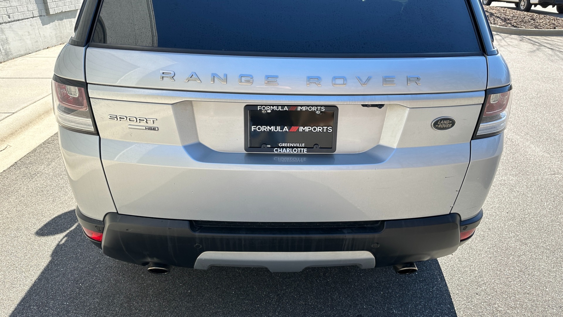 Used 2016 Land Rover Range Rover Sport V6 HSE / VISIBILITY PACKAGE / PANORAMIC ROOF / CLIMATE PACKAGE for sale Sold at Formula Imports in Charlotte NC 28227 8