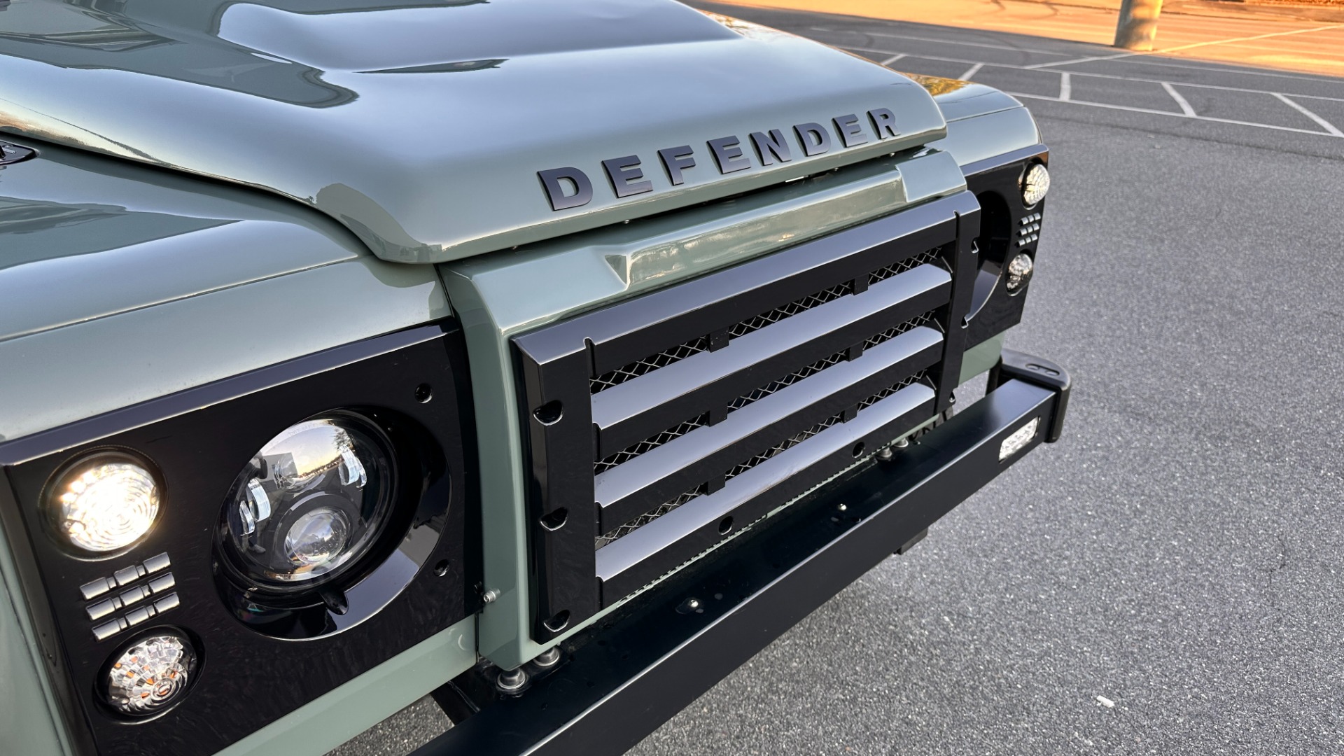 Used 1993 Land Rover Defender DEFENDER 110 2020 OSPREY CUSTOM 110 / FULLY REBUILT / 5.3L V8 / LEATHER / SOUND SYSTEM for sale Sold at Formula Imports in Charlotte NC 28227 11