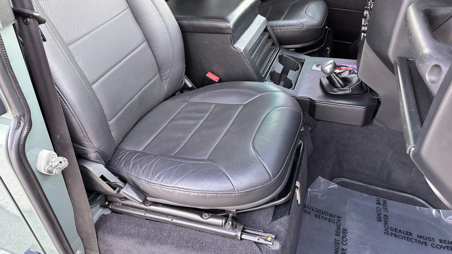 Used 1993 Land Rover DEFENDER 110 2020 OSPREY CUSTOM 110 / FULLY REBUILT / 5.3L V8 / LEATHER / SOUND SYSTEM for sale $169,999 at Formula Imports in Charlotte NC 28227 40
