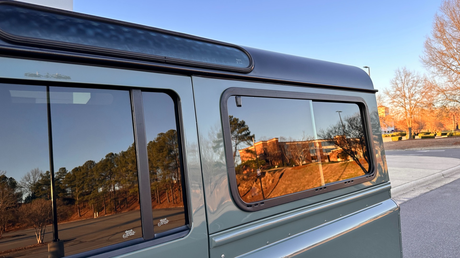 Used 1993 Land Rover DEFENDER 110 2020 OSPREY CUSTOM 110 / FULLY REBUILT / 5.3L V8 / LEATHER / SOUND SYSTEM for sale $169,999 at Formula Imports in Charlotte NC 28227 42
