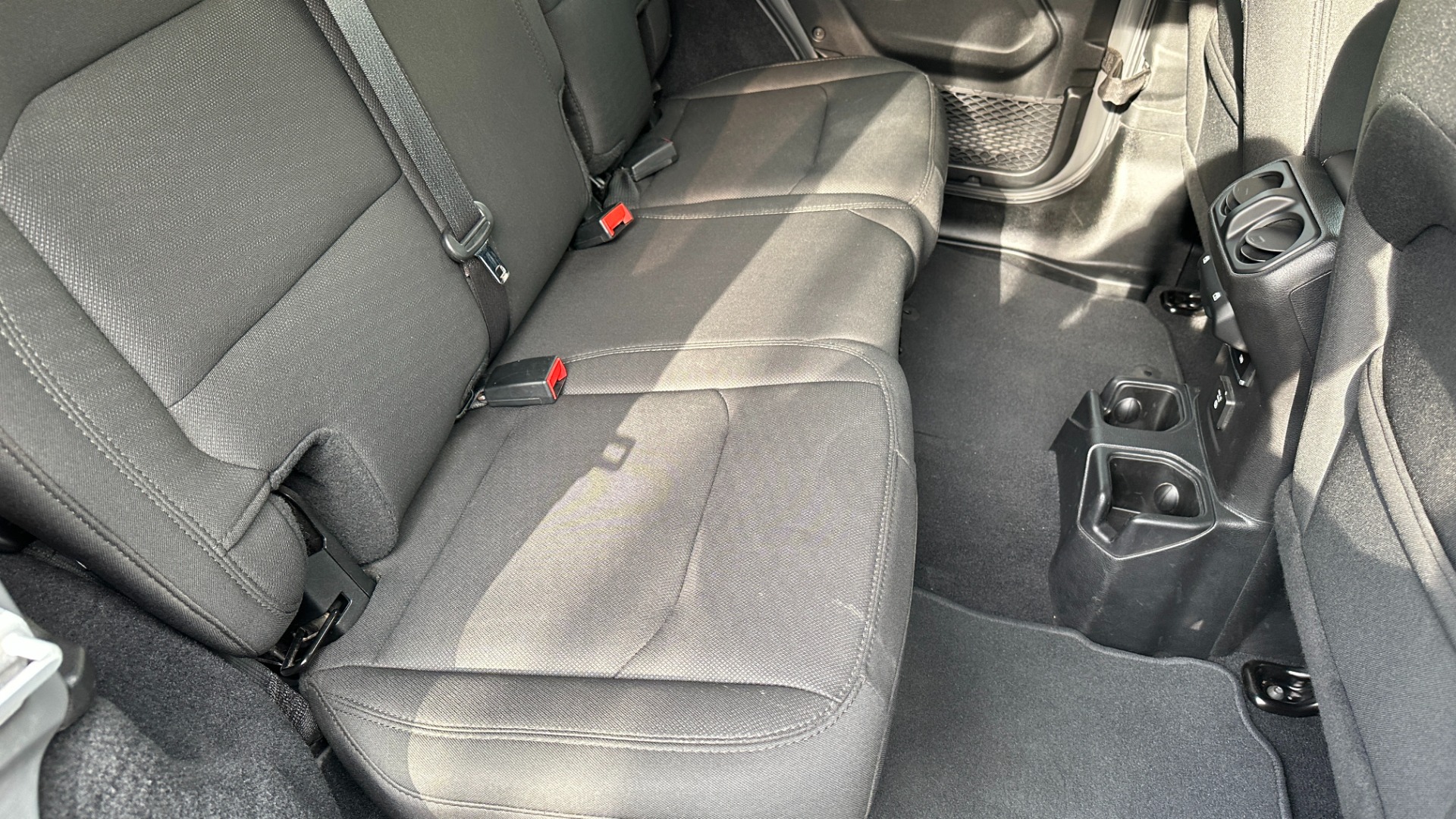 Used 2019 Jeep Wrangler Unlimited SAHARA / ALPINE AUDIO/ SUN RIDER SOFT TOP / COLD WEATHER GROUP for sale Sold at Formula Imports in Charlotte NC 28227 28