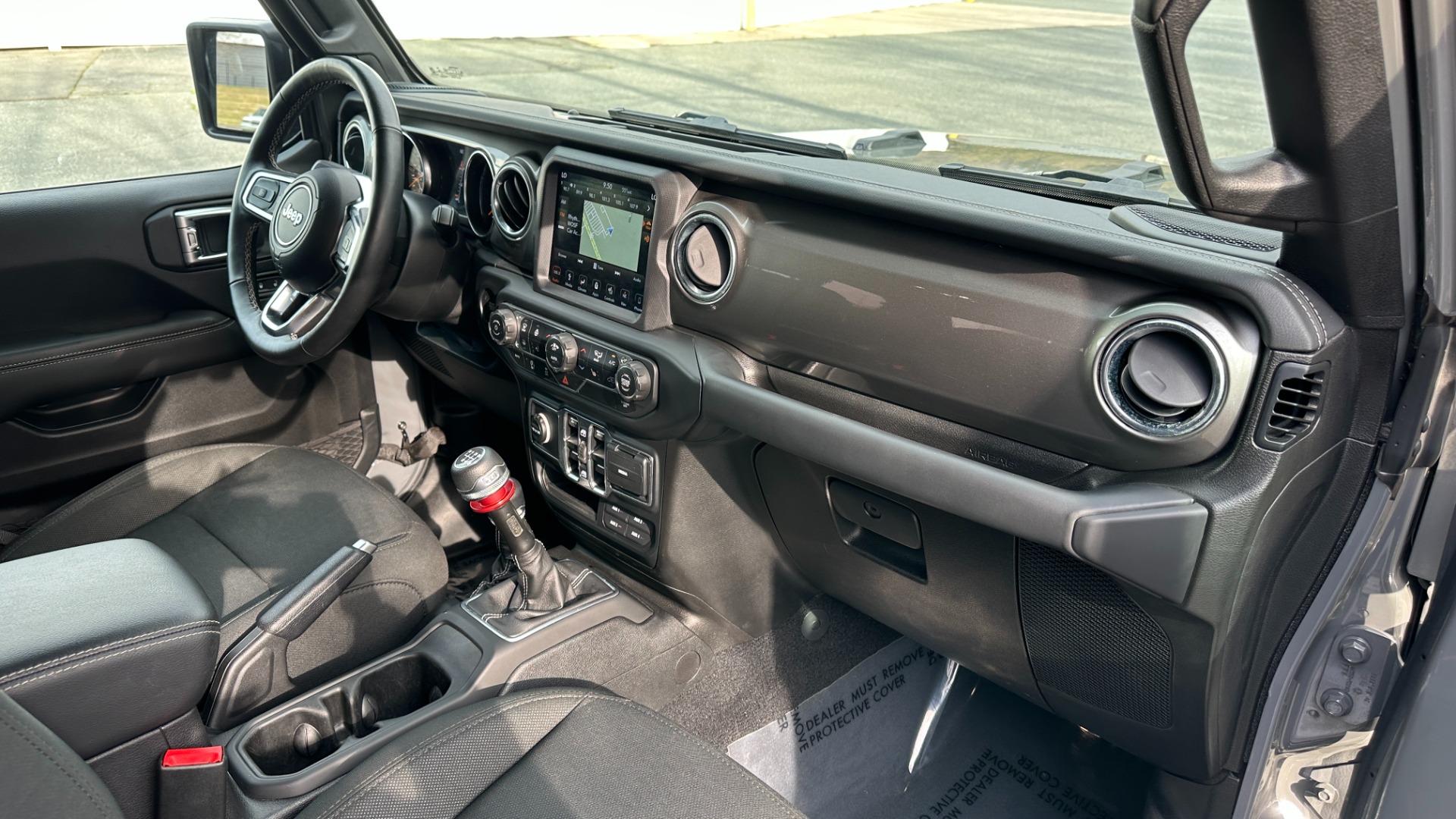 Used 2019 Jeep Wrangler Unlimited SAHARA / ALPINE AUDIO/ SUN RIDER SOFT TOP / COLD WEATHER GROUP for sale Sold at Formula Imports in Charlotte NC 28227 30