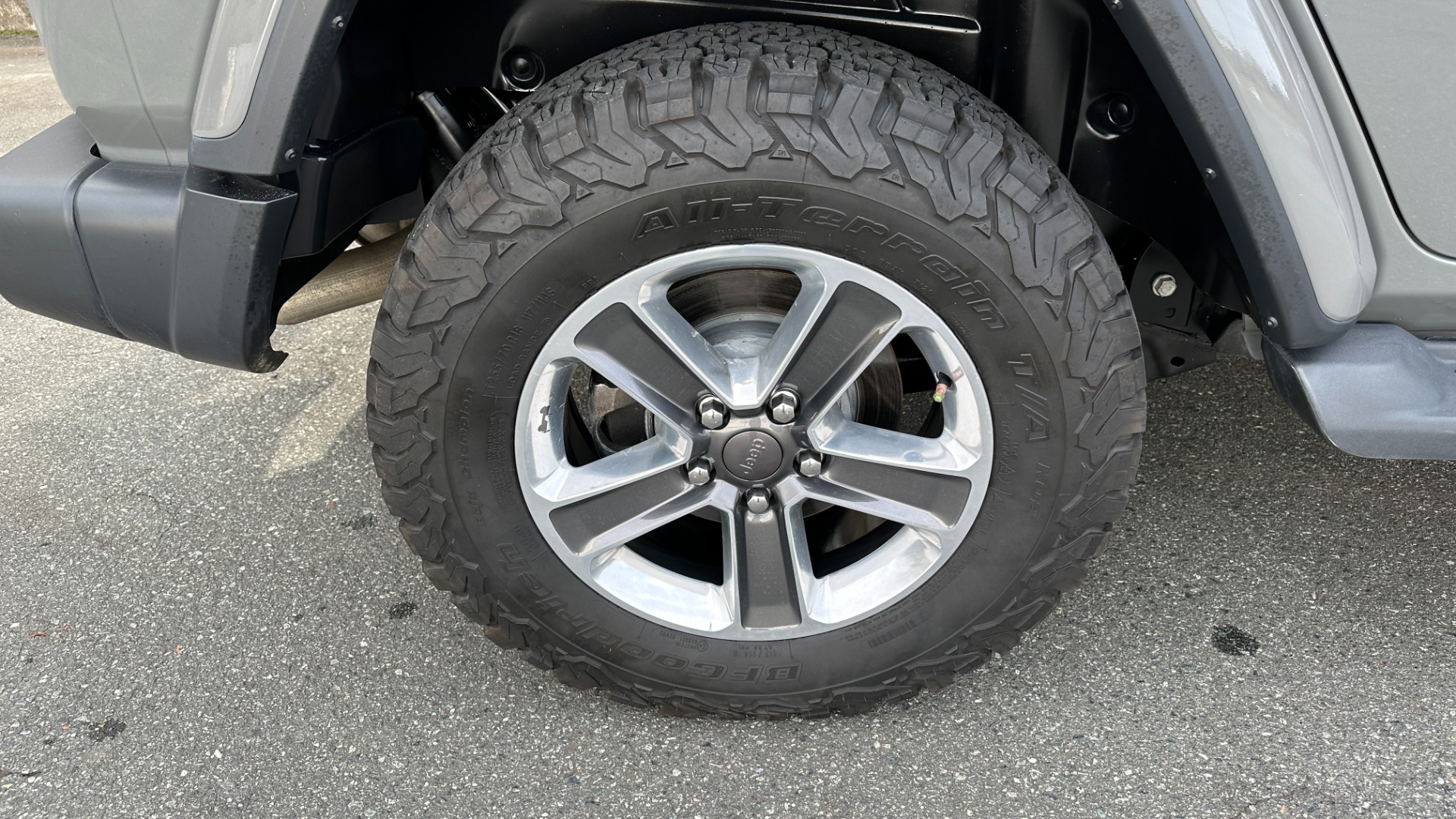 Used 2019 Jeep Wrangler Unlimited SAHARA / ALPINE AUDIO/ SUN RIDER SOFT TOP / COLD WEATHER GROUP for sale Sold at Formula Imports in Charlotte NC 28227 42