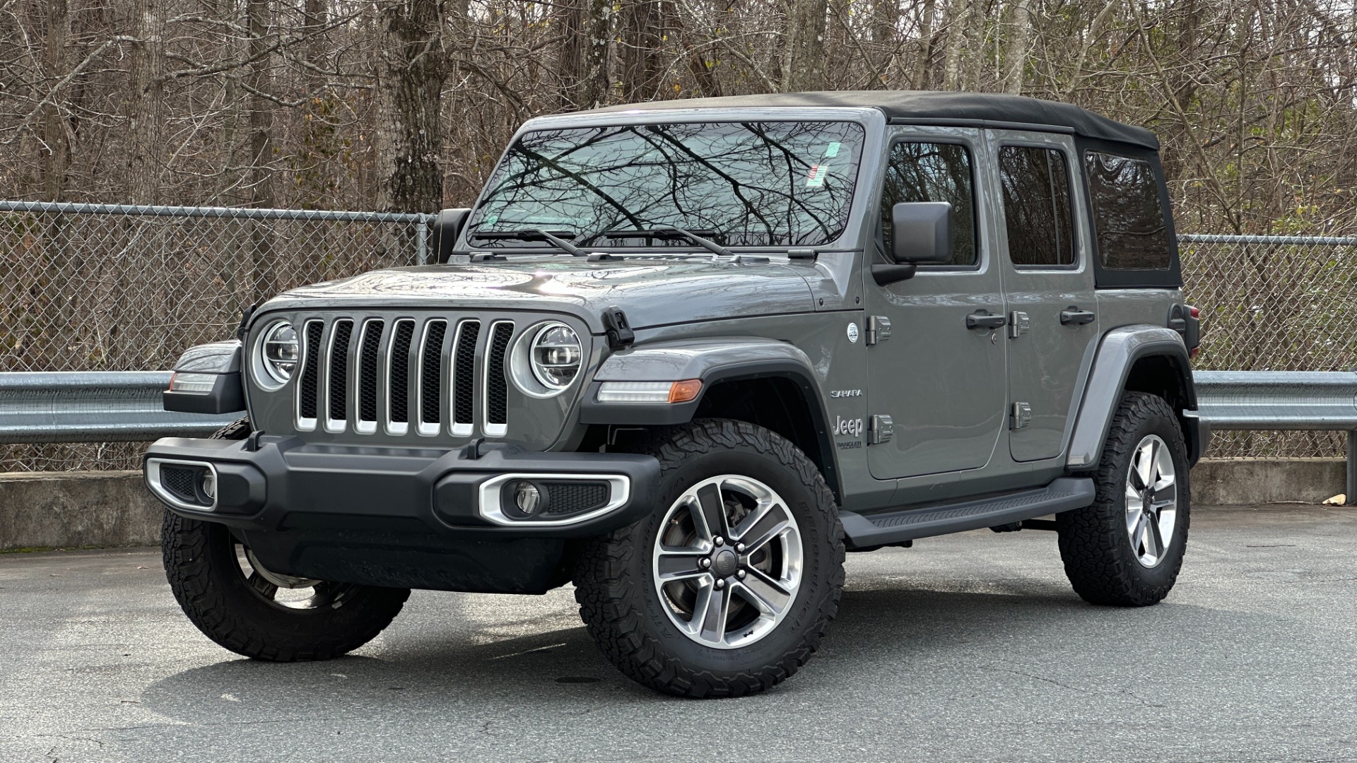Used 2019 Jeep Wrangler Unlimited SAHARA / ALPINE AUDIO/ SUN RIDER SOFT TOP / COLD WEATHER GROUP for sale Sold at Formula Imports in Charlotte NC 28227 1
