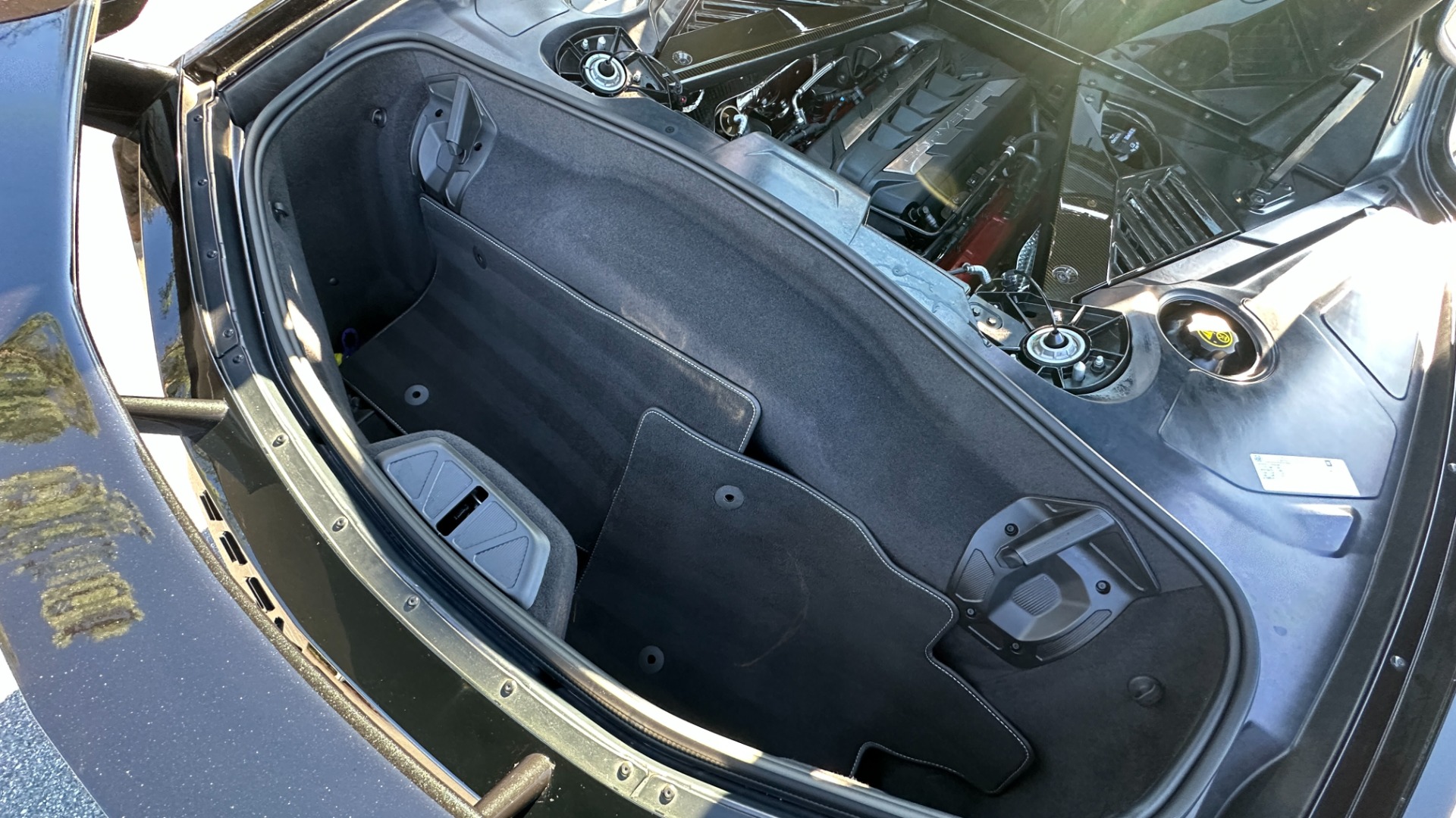 Used 2020 Chevrolet Corvette 3LT / Z51 PERFORMANCE PACKAGE / HIGH WING SPOILER / MAGRIDE / CARBON FIBER for sale Sold at Formula Imports in Charlotte NC 28227 43