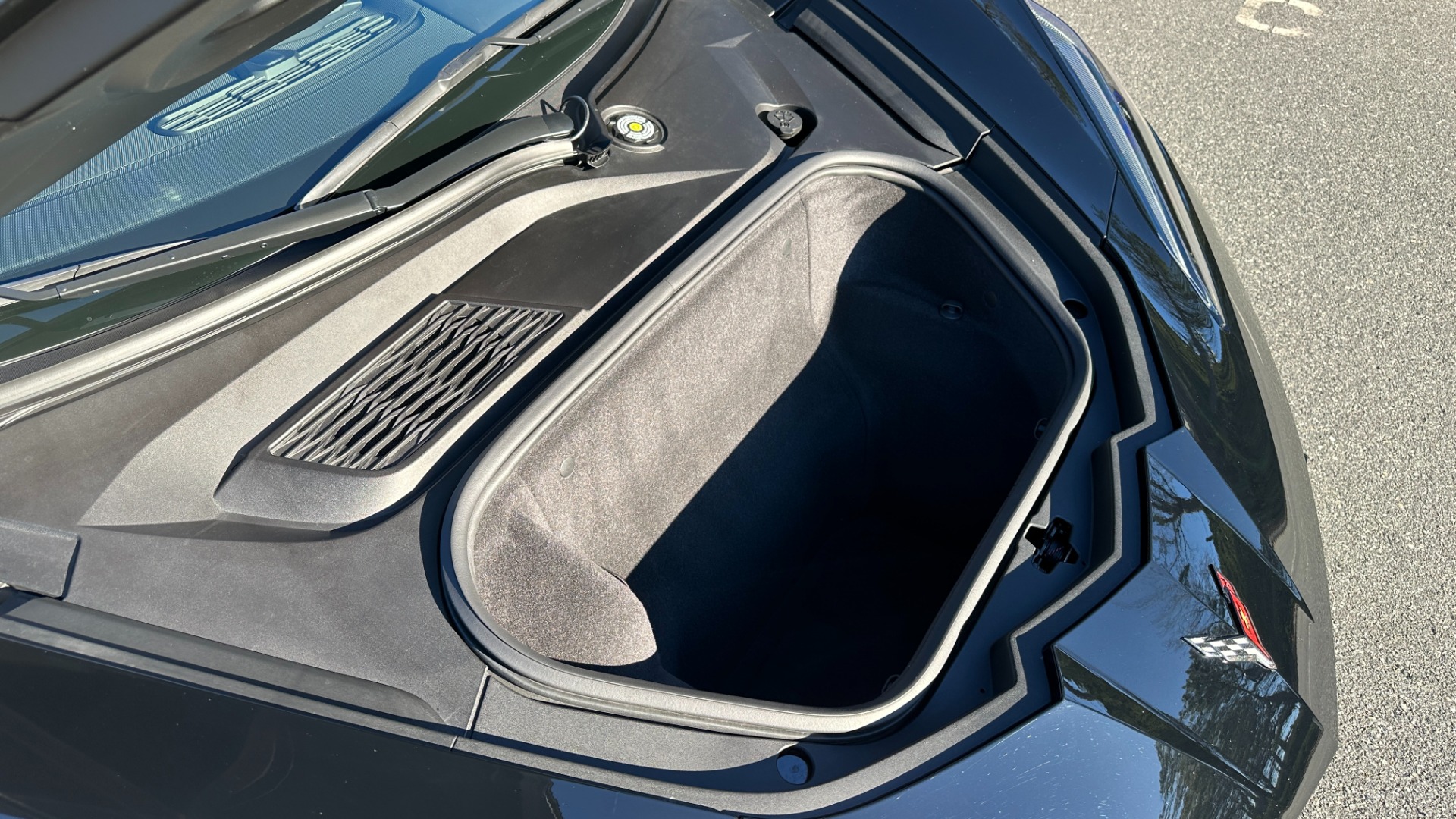 Used 2020 Chevrolet Corvette 3LT / Z51 PERFORMANCE PACKAGE / HIGH WING SPOILER / MAGRIDE / CARBON FIBER for sale Sold at Formula Imports in Charlotte NC 28227 44