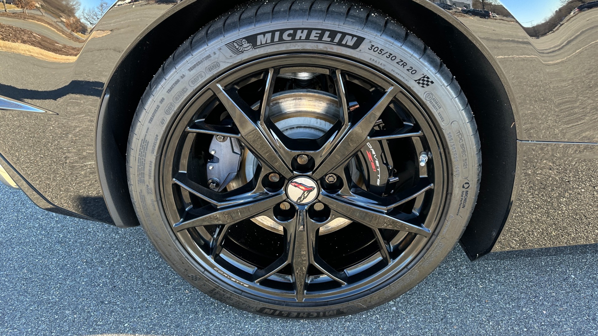 Used 2020 Chevrolet Corvette 3LT / Z51 PERFORMANCE PACKAGE / HIGH WING SPOILER / MAGRIDE / CARBON FIBER for sale Sold at Formula Imports in Charlotte NC 28227 45