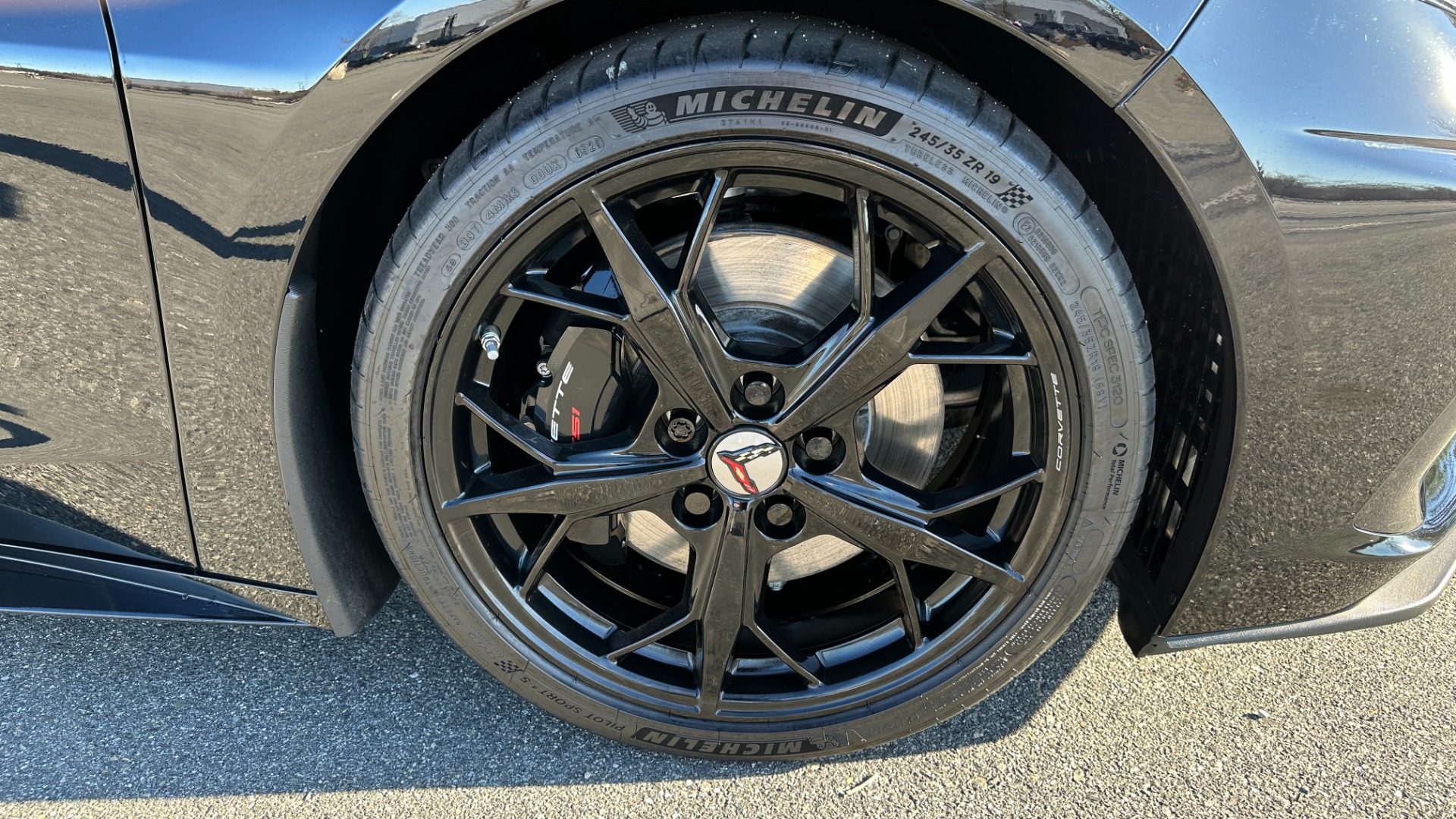 Used 2020 Chevrolet Corvette 3LT / Z51 PERFORMANCE PACKAGE / HIGH WING SPOILER / MAGRIDE / CARBON FIBER for sale Sold at Formula Imports in Charlotte NC 28227 46