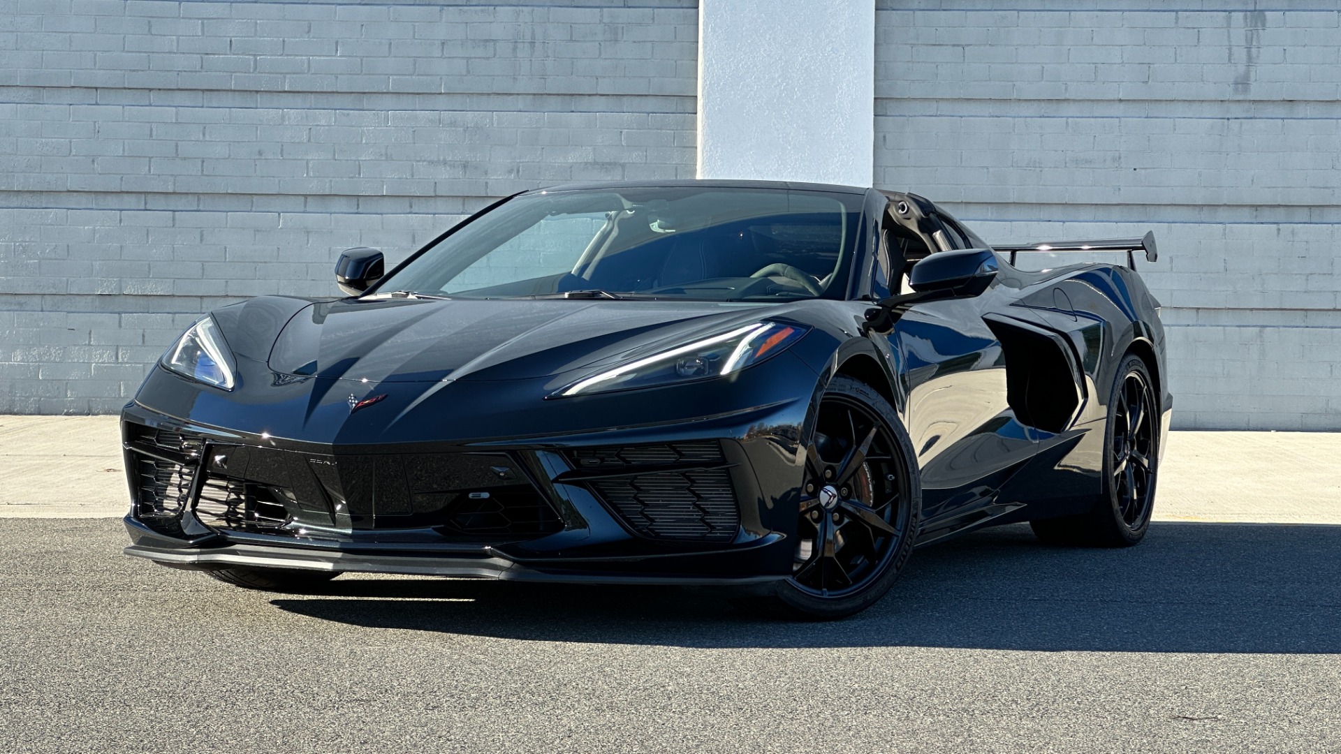 Used 2020 Chevrolet Corvette 3LT / Z51 PERFORMANCE PACKAGE / HIGH WING SPOILER / MAGRIDE / CARBON FIBER for sale Sold at Formula Imports in Charlotte NC 28227 1