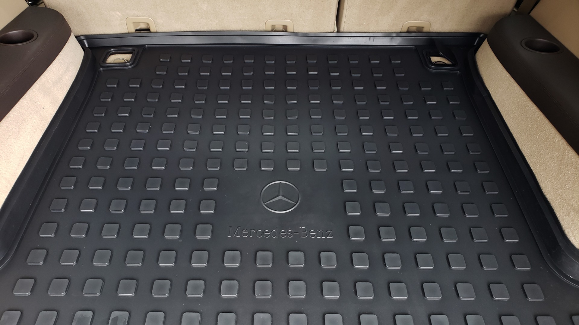 Used 2014 Mercedes-Benz GL-Class GL 450 4MATIC PREMIUM / NAV / PANO-ROOF / HK SND / 3-ROW for sale Sold at Formula Imports in Charlotte NC 28227 17