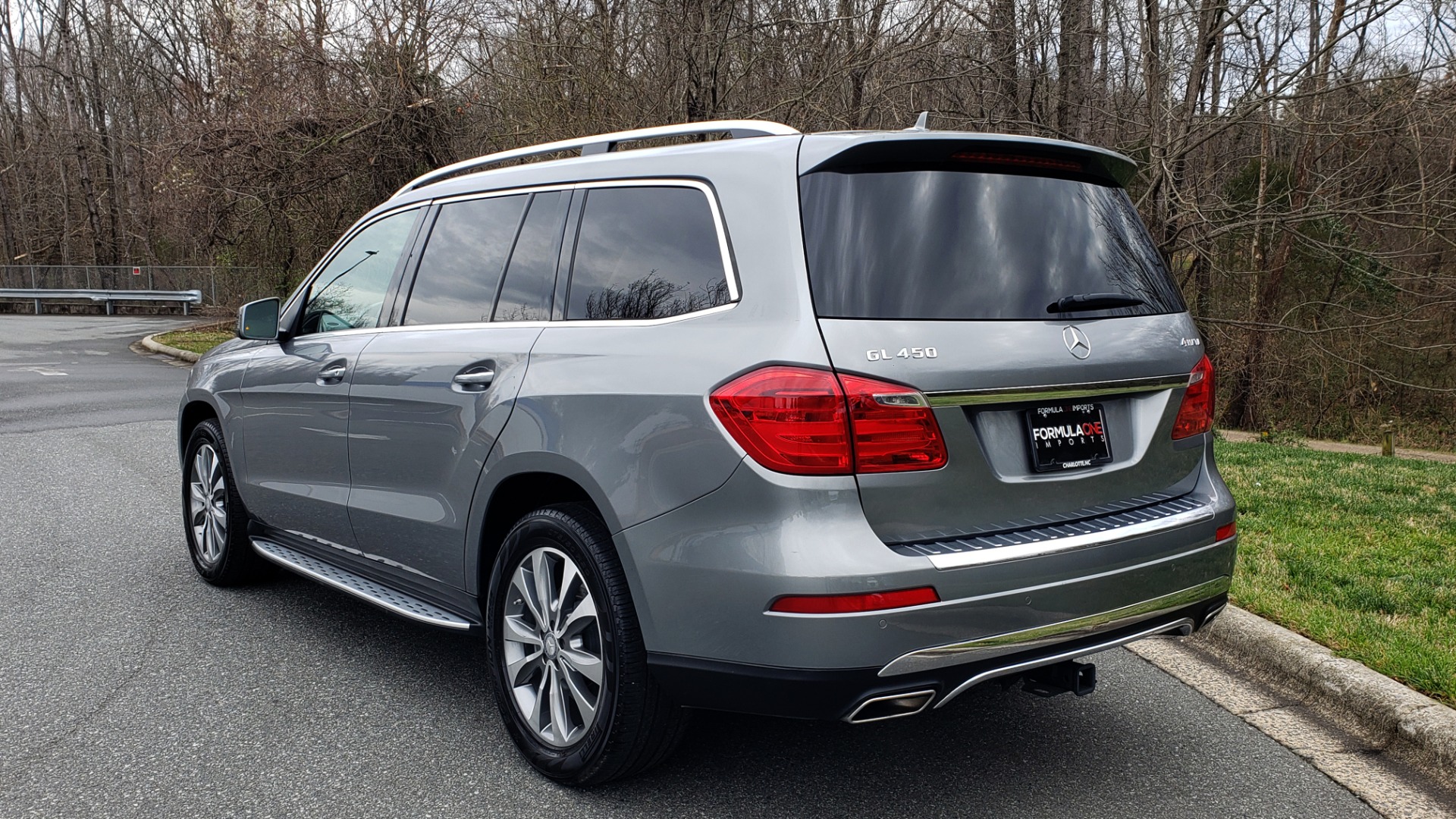 Used 2014 Mercedes-Benz GL-Class GL 450 4MATIC PREMIUM / NAV / PANO-ROOF / HK SND / 3-ROW for sale Sold at Formula Imports in Charlotte NC 28227 3