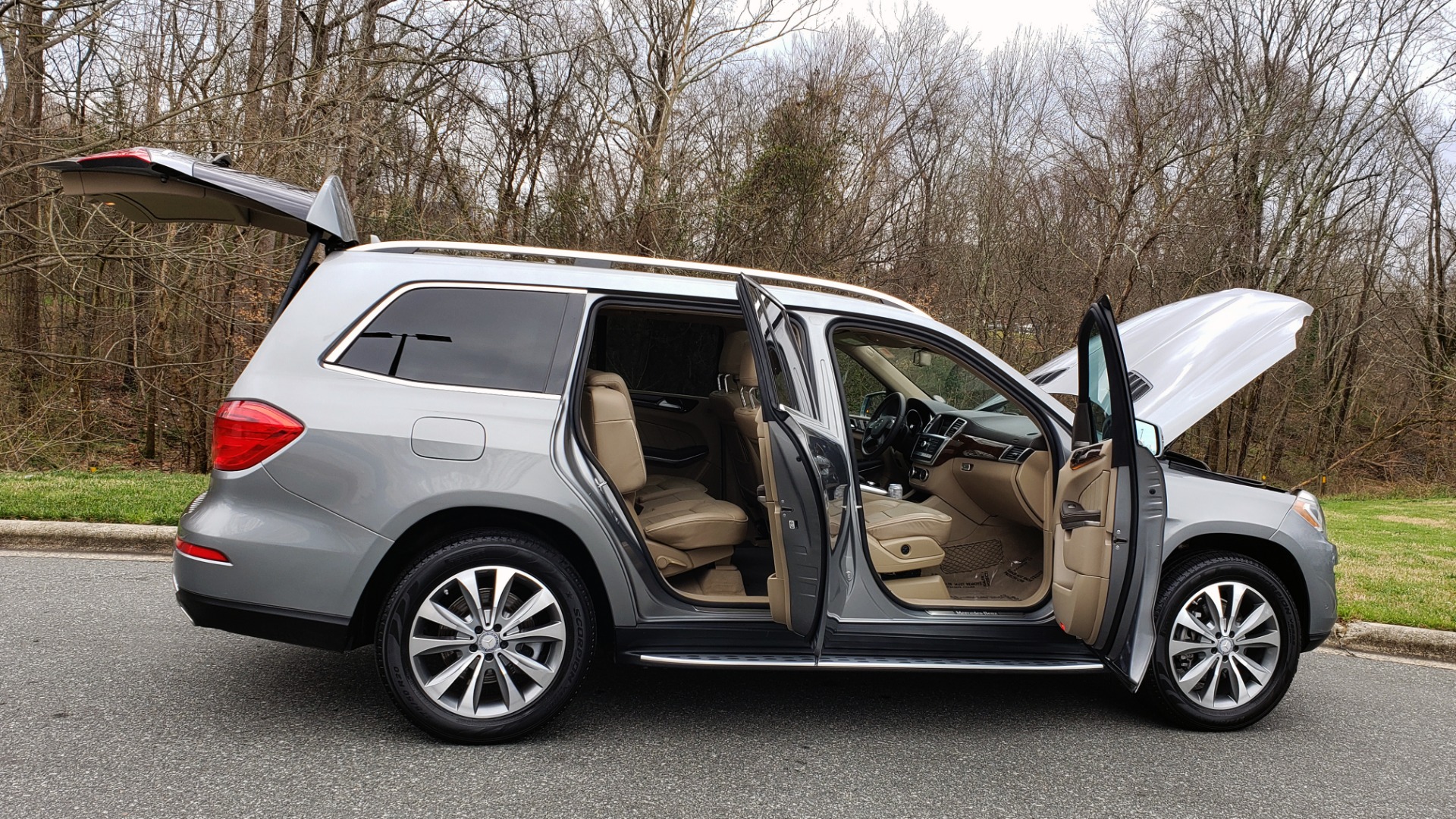 Used 2014 Mercedes-Benz GL-Class GL 450 4MATIC PREMIUM / NAV / PANO-ROOF / HK SND / 3-ROW for sale Sold at Formula Imports in Charlotte NC 28227 9