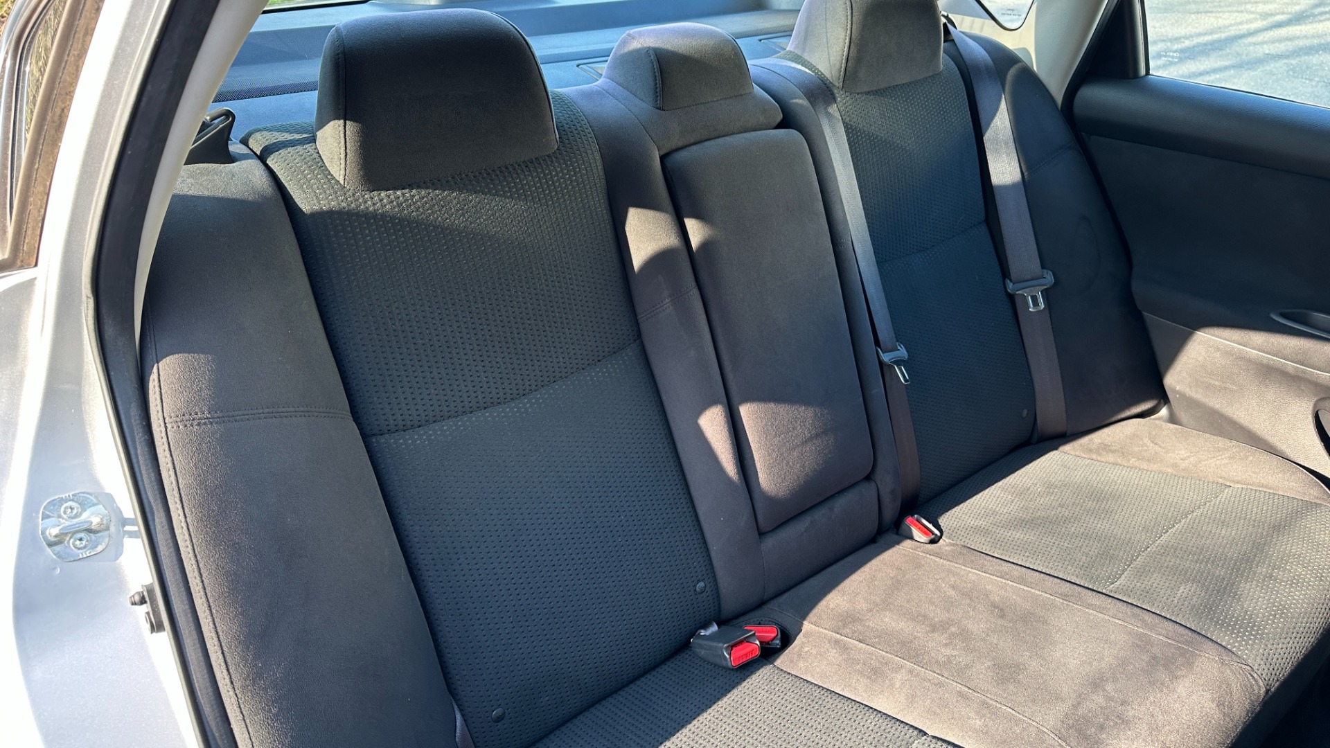 Used 2014 Nissan Altima 2.5 S / CLOTH / 4CYL / BODY SIDE MOLDING / RADIO for sale Sold at Formula Imports in Charlotte NC 28227 23