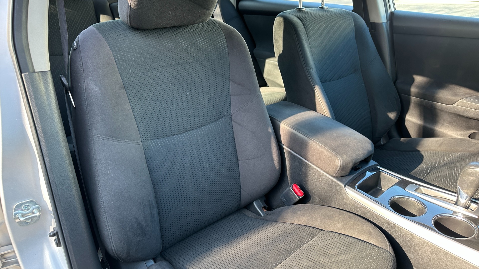 Used 2014 Nissan Altima 2.5 S / CLOTH / 4CYL / BODY SIDE MOLDING / RADIO for sale Sold at Formula Imports in Charlotte NC 28227 26