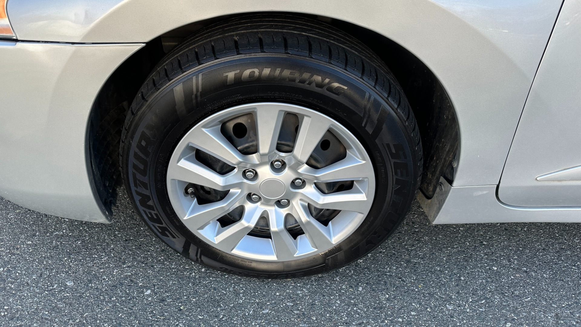 Used 2014 Nissan Altima 2.5 S / CLOTH / 4CYL / BODY SIDE MOLDING / RADIO for sale Sold at Formula Imports in Charlotte NC 28227 36