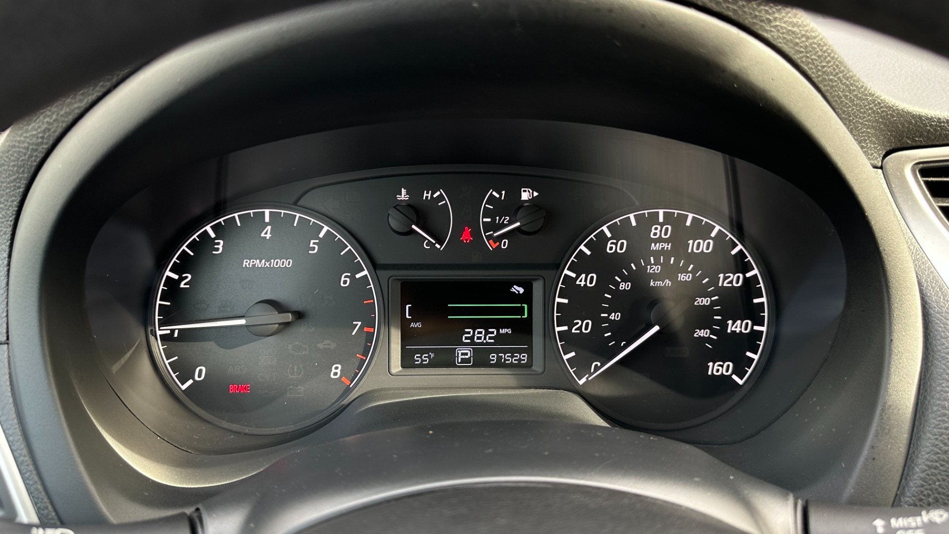 Used 2017 Nissan Sentra S / FRONT WHEEL DRIVE / SPLASH GUARDS / 4CYL ENGINE for sale Sold at Formula Imports in Charlotte NC 28227 29