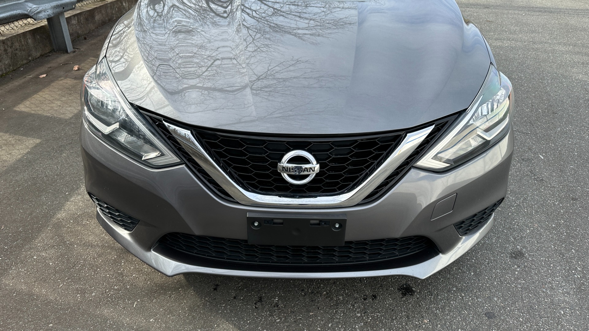 Used 2017 Nissan Sentra S / FRONT WHEEL DRIVE / SPLASH GUARDS / 4CYL ENGINE for sale Sold at Formula Imports in Charlotte NC 28227 9