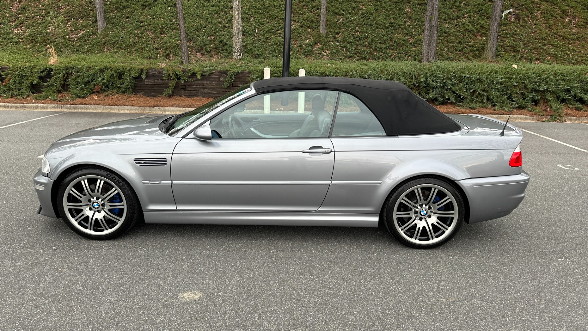 Used 2006 BMW M3 CONVERTIBLE / SMG AUTO / LEATHER / INLINE 6CYL / CARBON FIBER for sale $26,595 at Formula Imports in Charlotte NC 28227 37