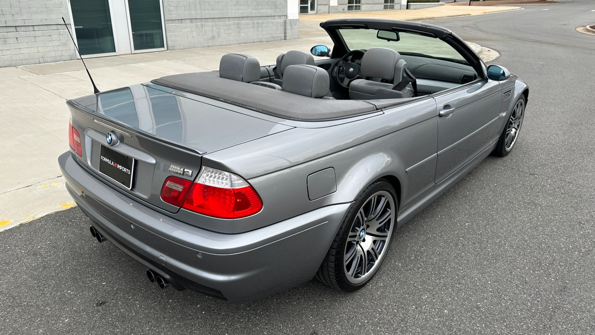 Used 2006 BMW 3 Series M3 CONVERTIBLE / SMG AUTO / LEATHER / INLINE 6CYL / CARBON FIBER for sale Sold at Formula Imports in Charlotte NC 28227 4