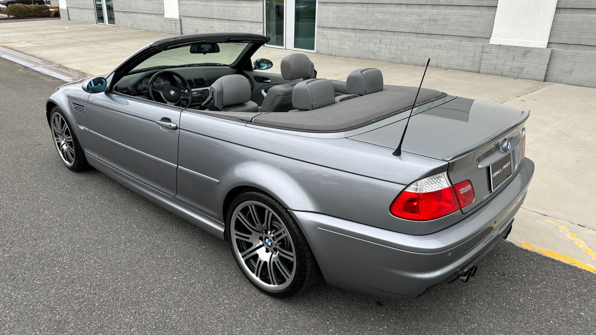 Used 2006 BMW 3 Series M3 CONVERTIBLE / SMG AUTO / LEATHER / INLINE 6CYL / CARBON FIBER for sale Sold at Formula Imports in Charlotte NC 28227 7