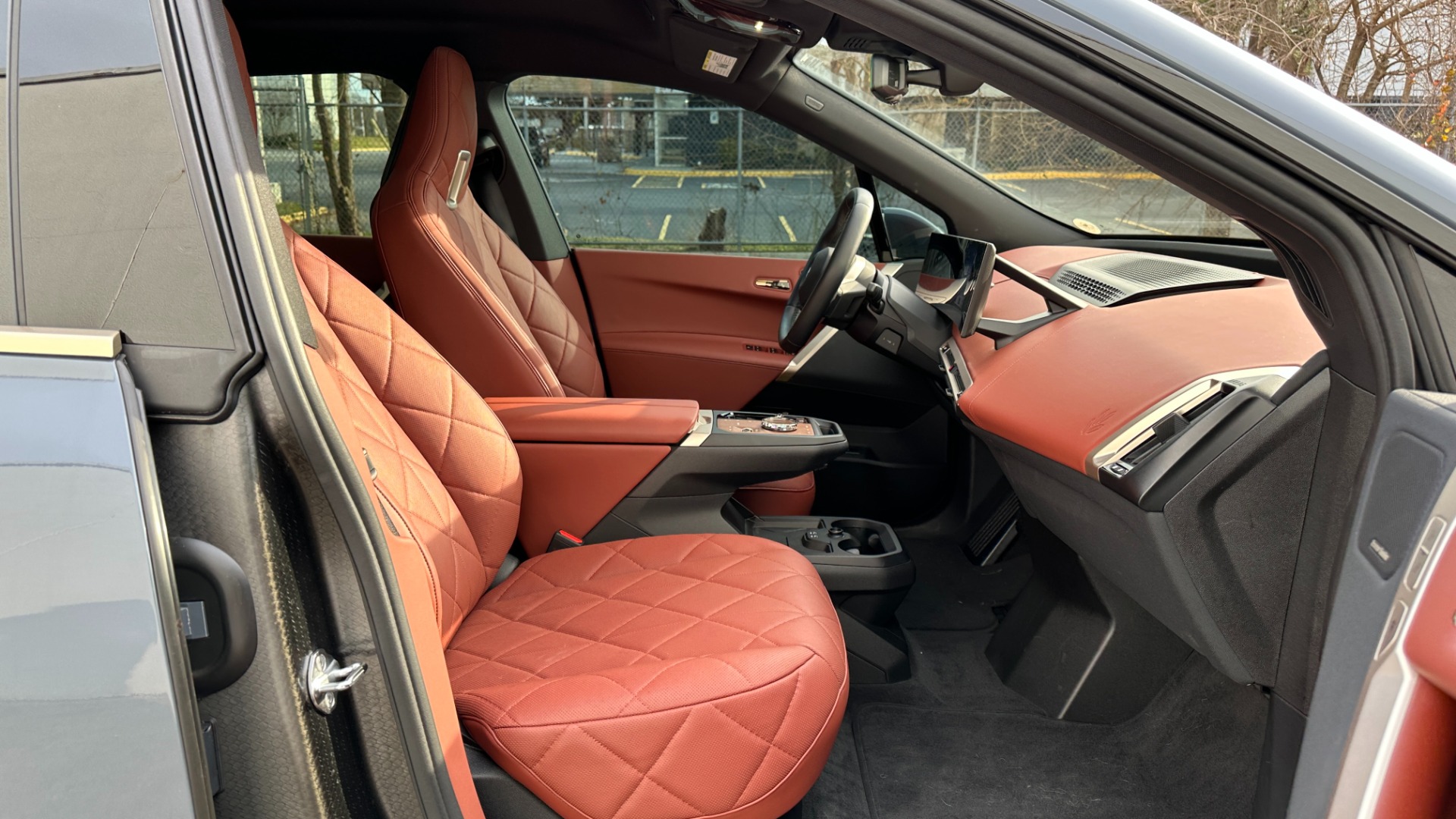 Used 2022 BMW iX xDrive50 / SPORT / LUXURY / PREMIUM / LASER / DRIVING ASSIST PRO for sale Sold at Formula Imports in Charlotte NC 28227 35
