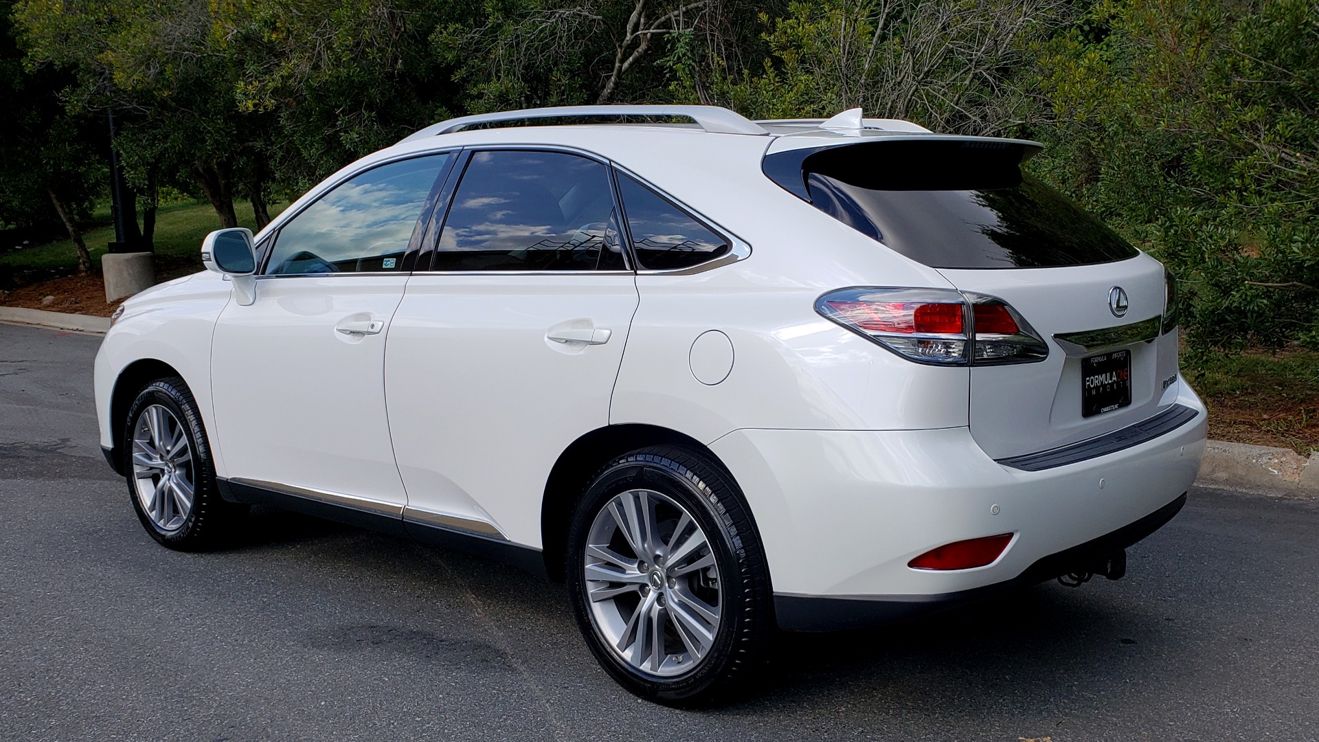 Used 2015 Lexus RX 350 PREMIUM PKG / COMFORT PKG / NAV / SUNROOF / BSM / TOWING for sale Sold at Formula Imports in Charlotte NC 28227 4