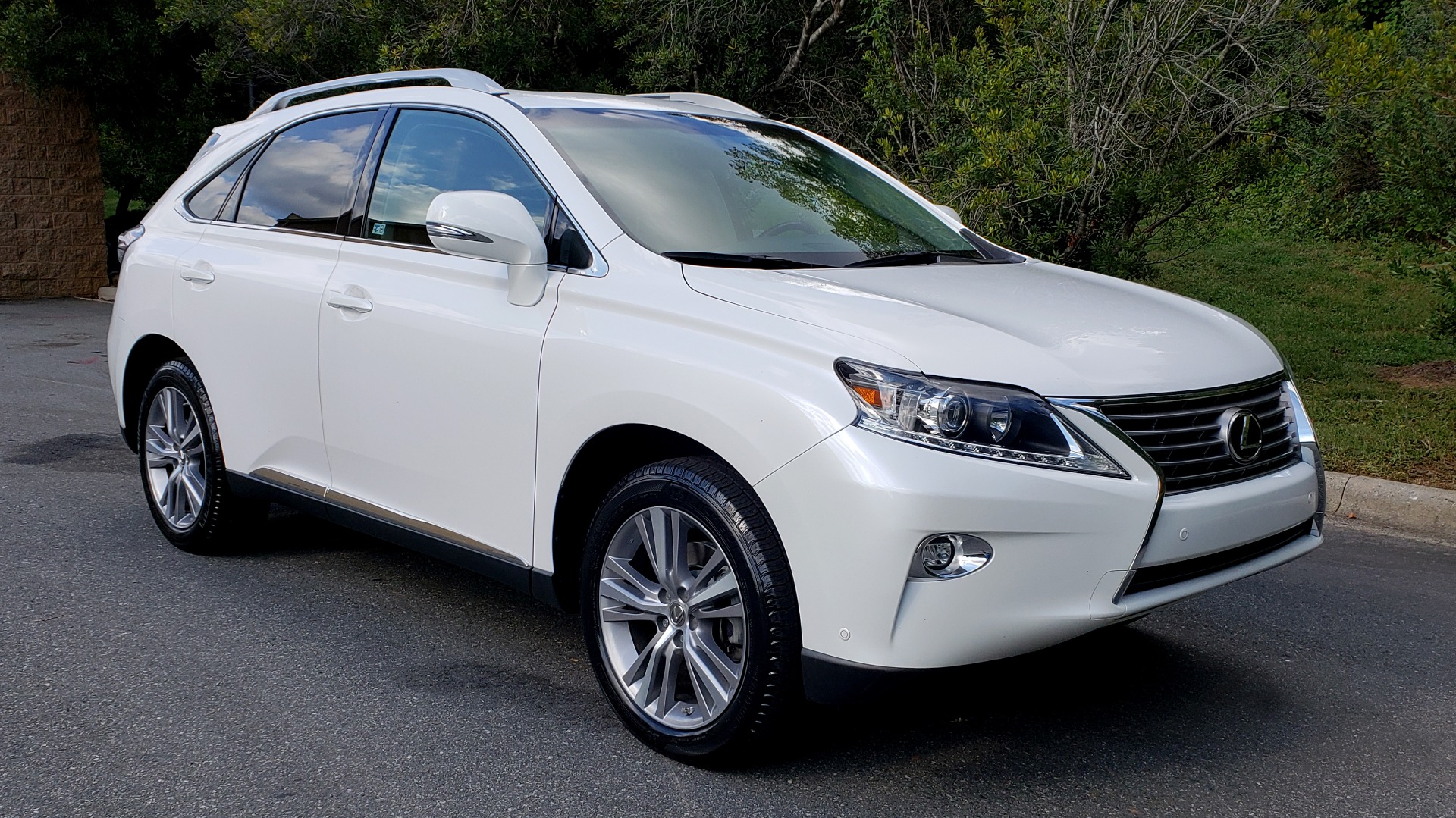 Used 2015 Lexus RX 350 PREMIUM PKG / COMFORT PKG / NAV / SUNROOF / BSM / TOWING for sale Sold at Formula Imports in Charlotte NC 28227 5