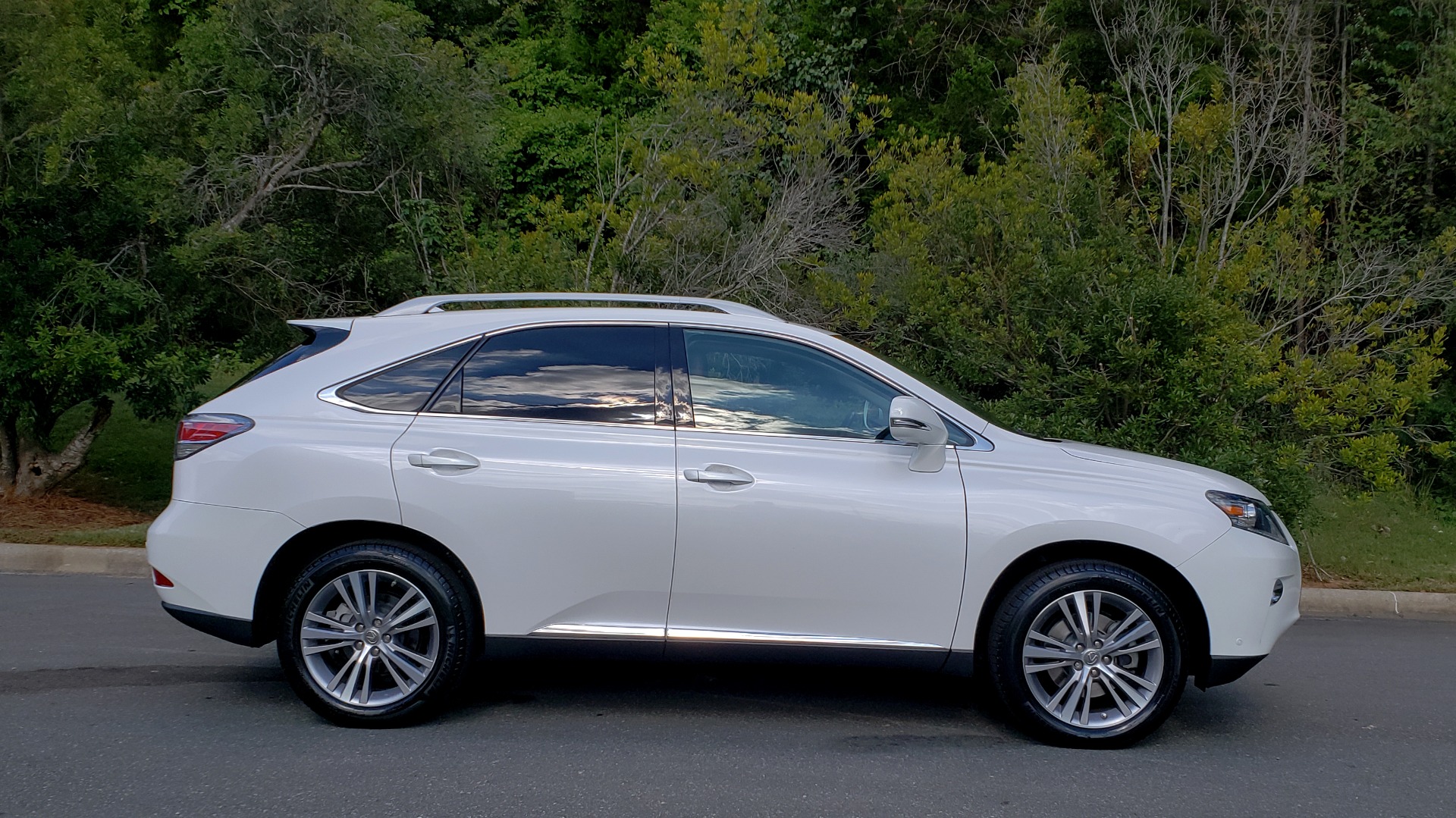 Used 2015 Lexus RX 350 PREMIUM PKG / COMFORT PKG / NAV / SUNROOF / BSM / TOWING for sale Sold at Formula Imports in Charlotte NC 28227 6