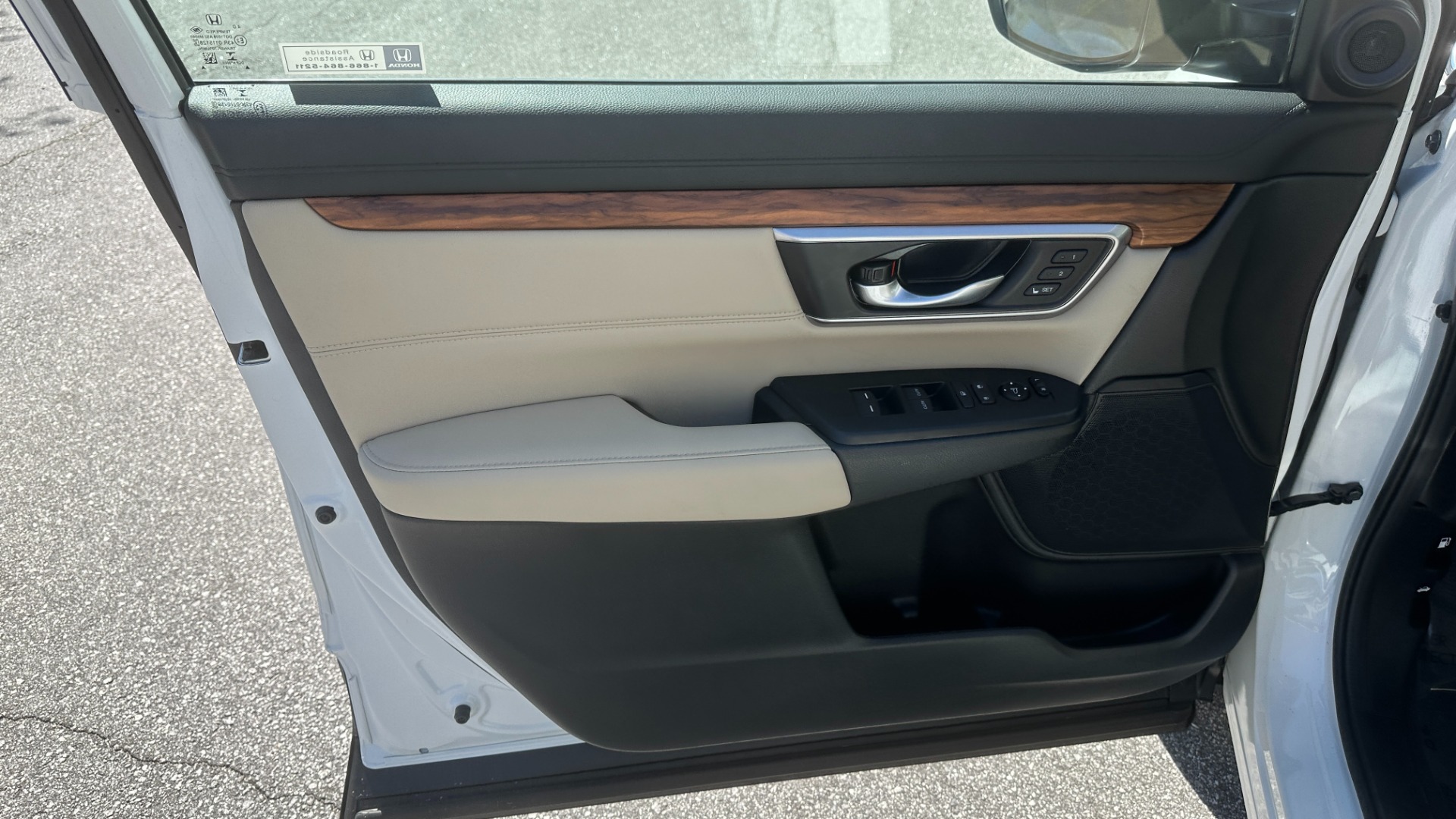 Used 2021 Honda CR-V EX-L / LEATHER / SAFETY ASSIST / PEARL PAINT for sale Sold at Formula Imports in Charlotte NC 28227 10