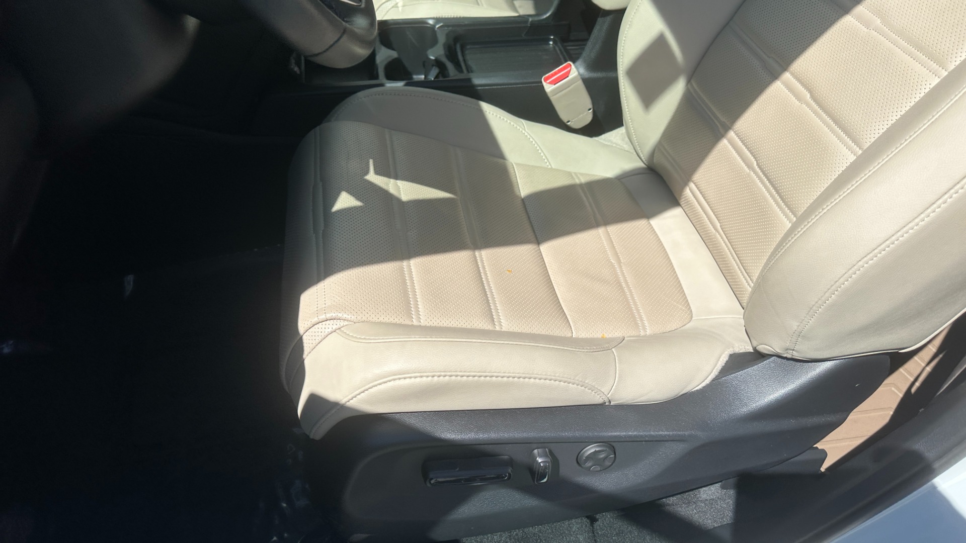 Used 2021 Honda CR-V EX-L / LEATHER / SAFETY ASSIST / PEARL PAINT for sale $31,695 at Formula Imports in Charlotte NC 28227 14