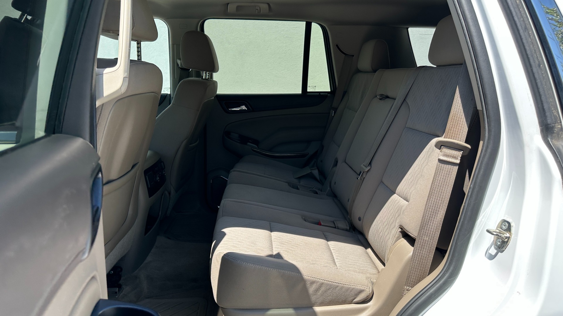 Used 2015 GMC Yukon SLE / CONVENIENCE PACKAGE / HD TRAILERING PKG / 2SPD TRANSFER CASE for sale Sold at Formula Imports in Charlotte NC 28227 22