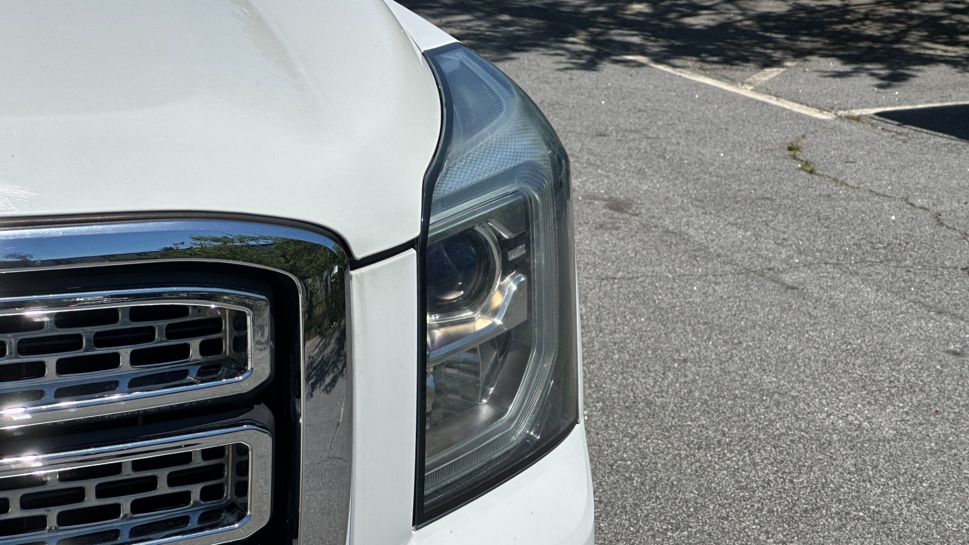 Used 2015 GMC Yukon SLE / CONVENIENCE PACKAGE / HD TRAILERING PKG / 2SPD TRANSFER CASE for sale Sold at Formula Imports in Charlotte NC 28227 47